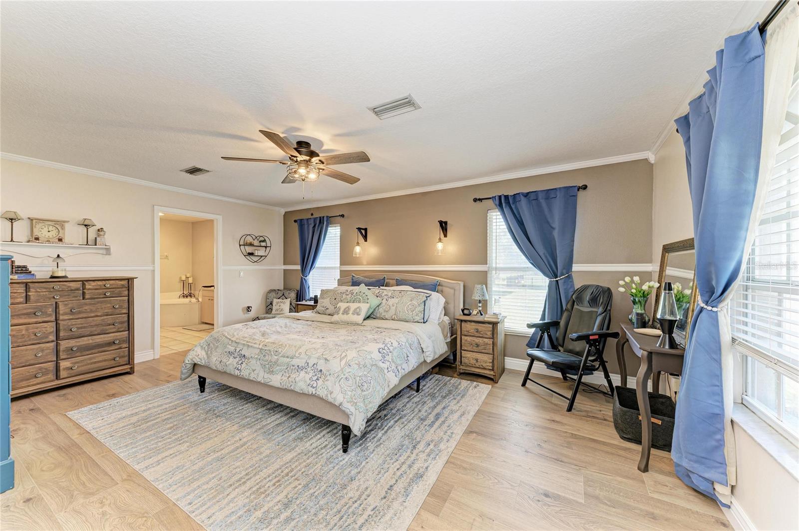 Image 19 of 54 For 22120 26th Avenue E