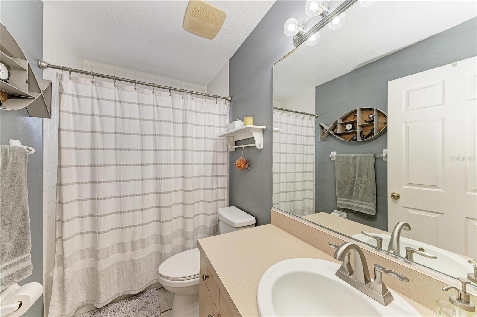 Image 26 of 54 For 22120 26th Avenue E