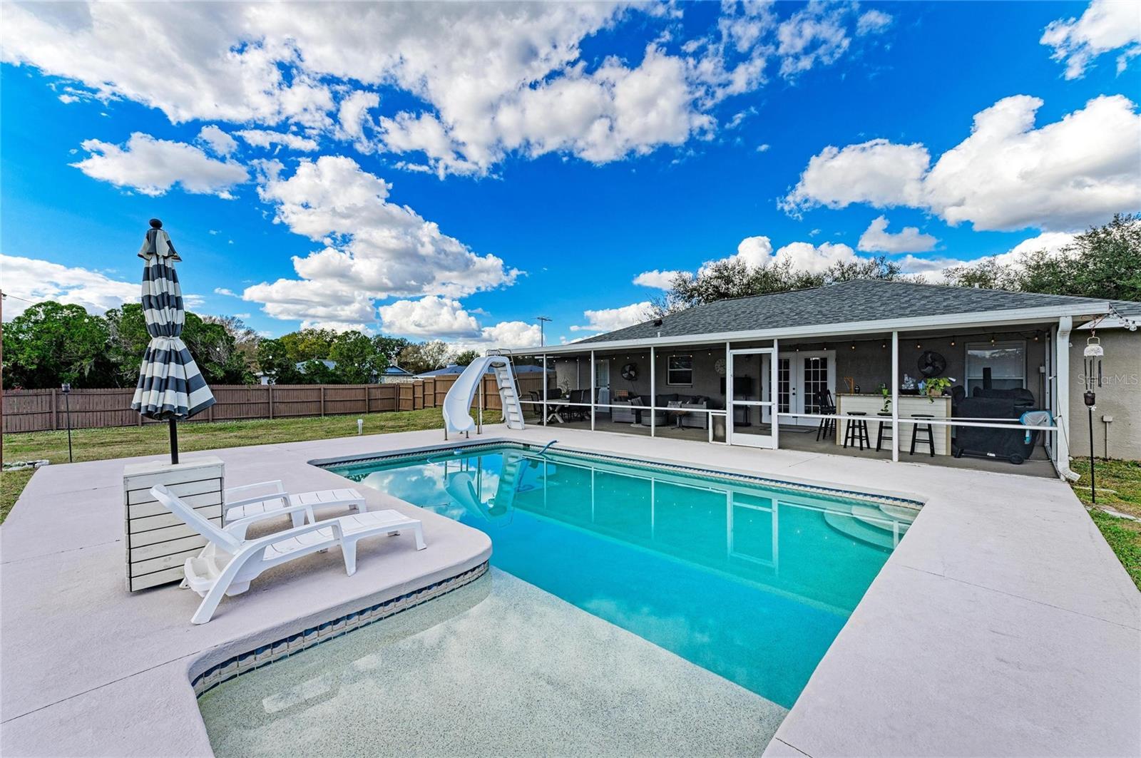 Image 39 of 54 For 22120 26th Avenue E