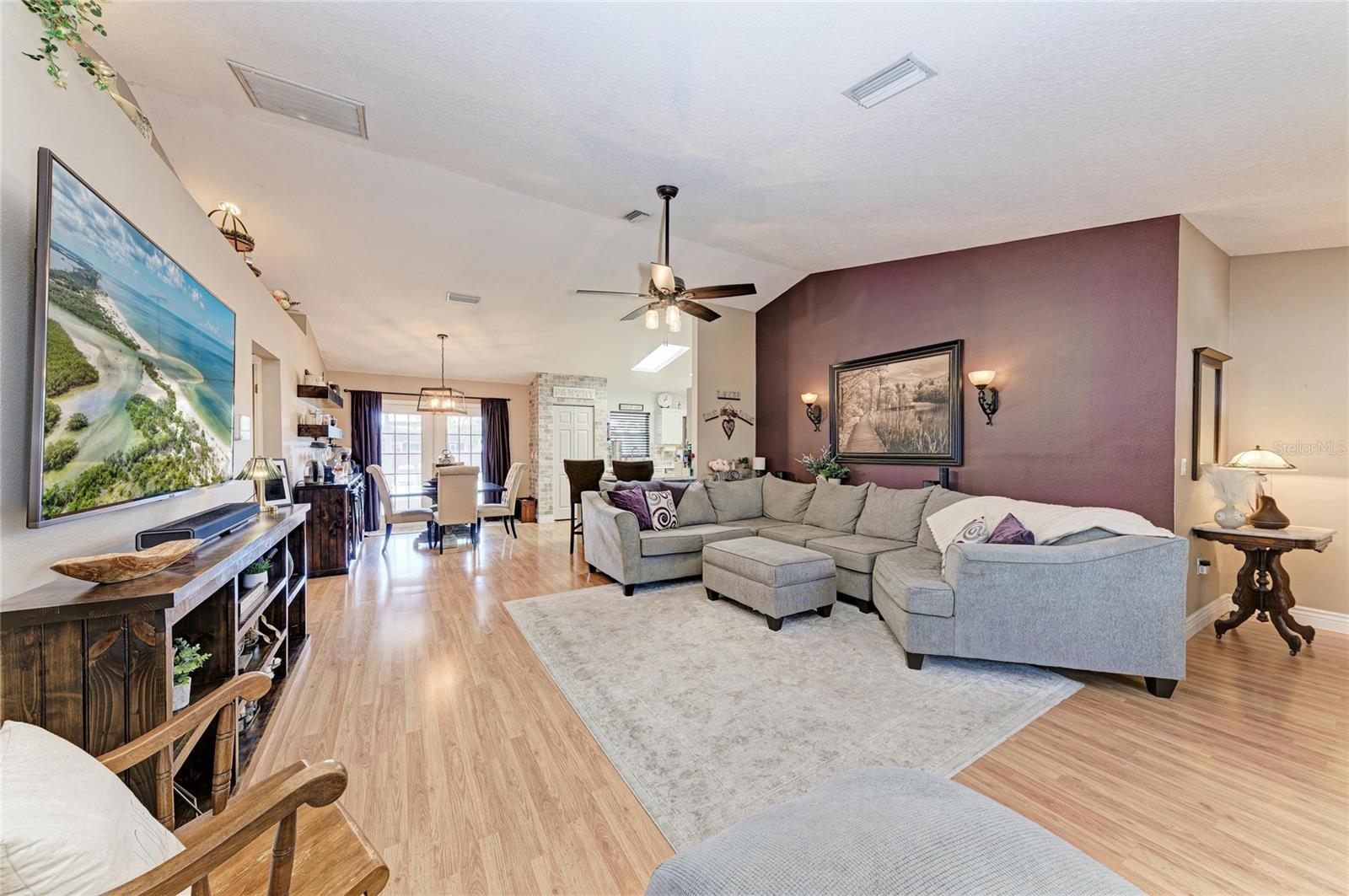 Image 8 of 54 For 22120 26th Avenue E