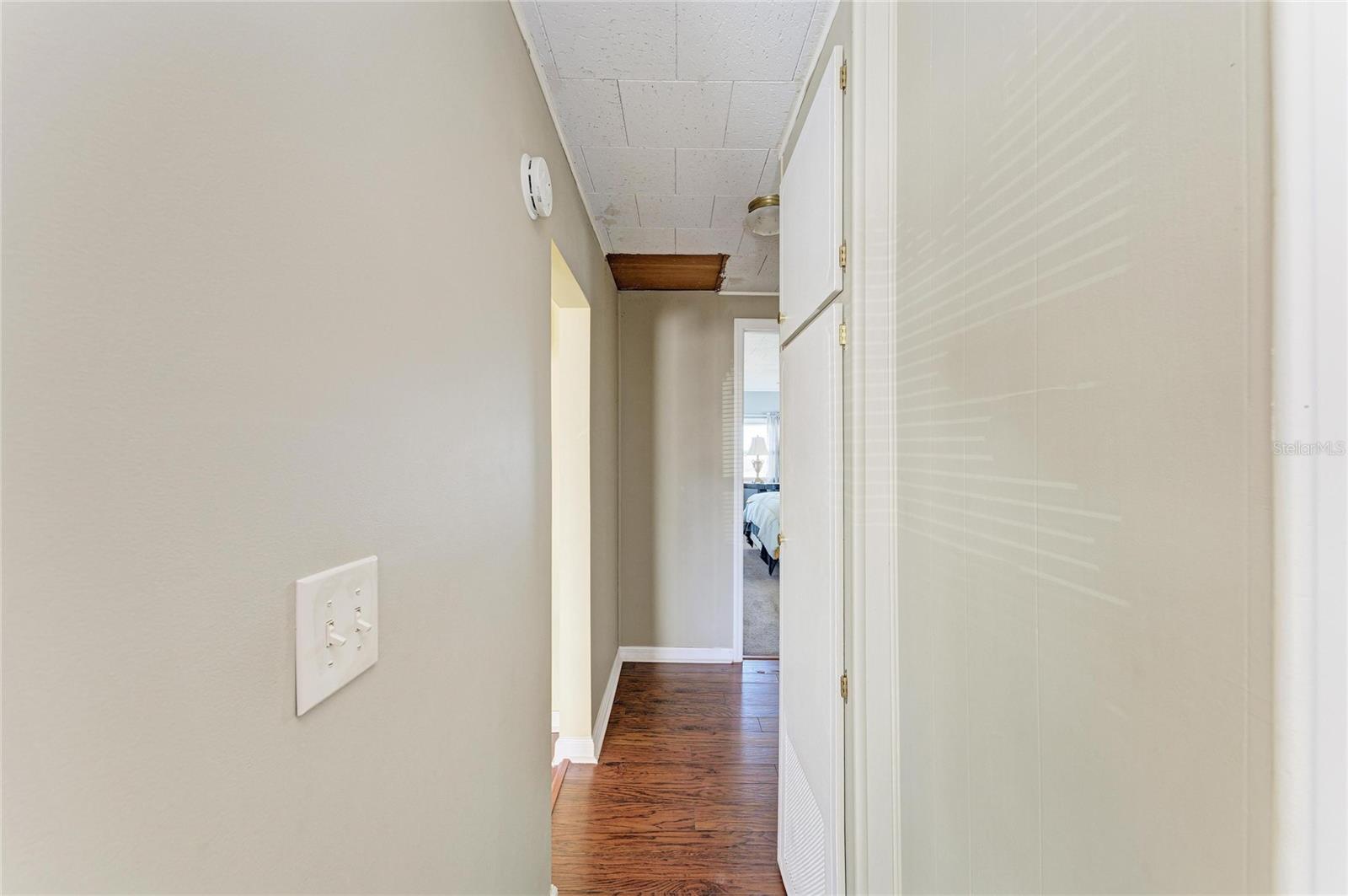 Image 16 of 31 For 415 Dublin Avenue