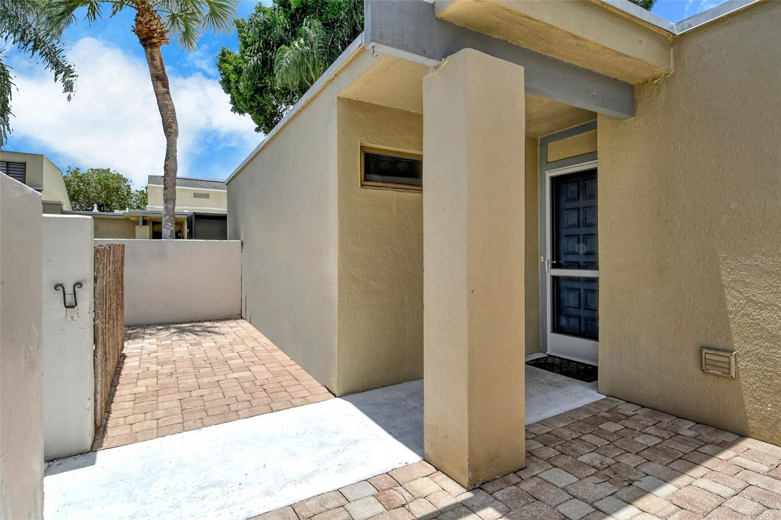 Image 25 of 59 For 2517 Glebe Farm Close  H-2