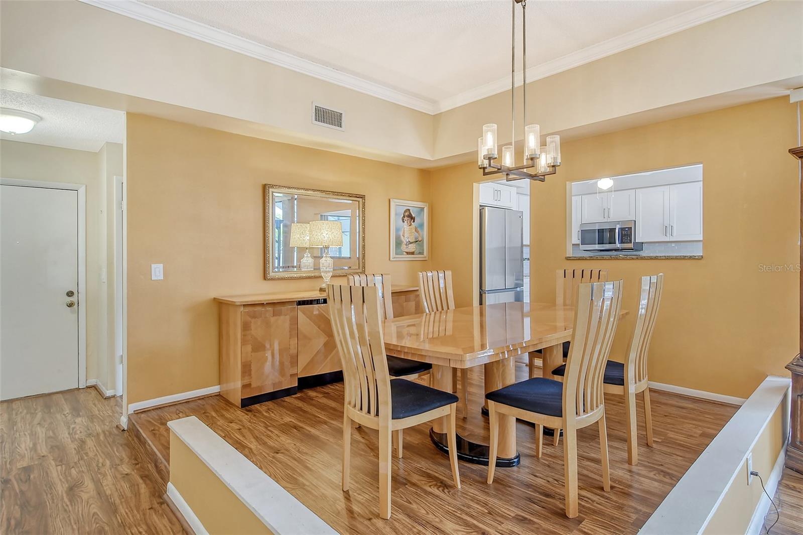 Image 9 of 59 For 2517 Glebe Farm Close  H-2