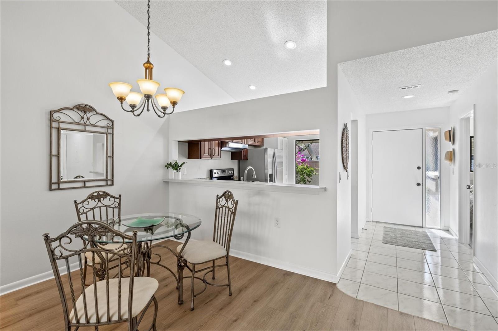 Image 8 of 50 For 5354 Myrtle Wood  50