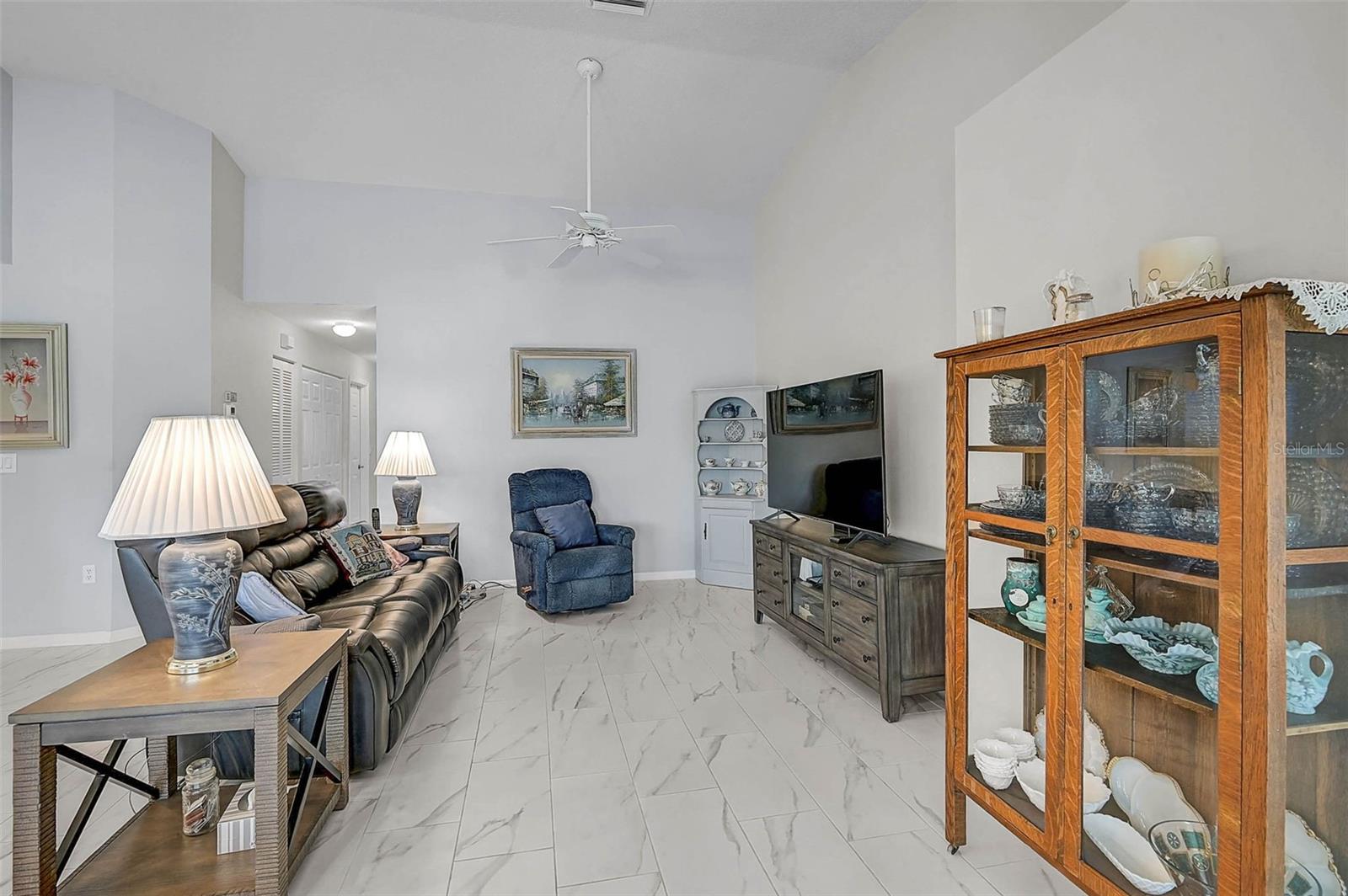 Image 10 of 40 For 1611 Fairway Oaks Drive