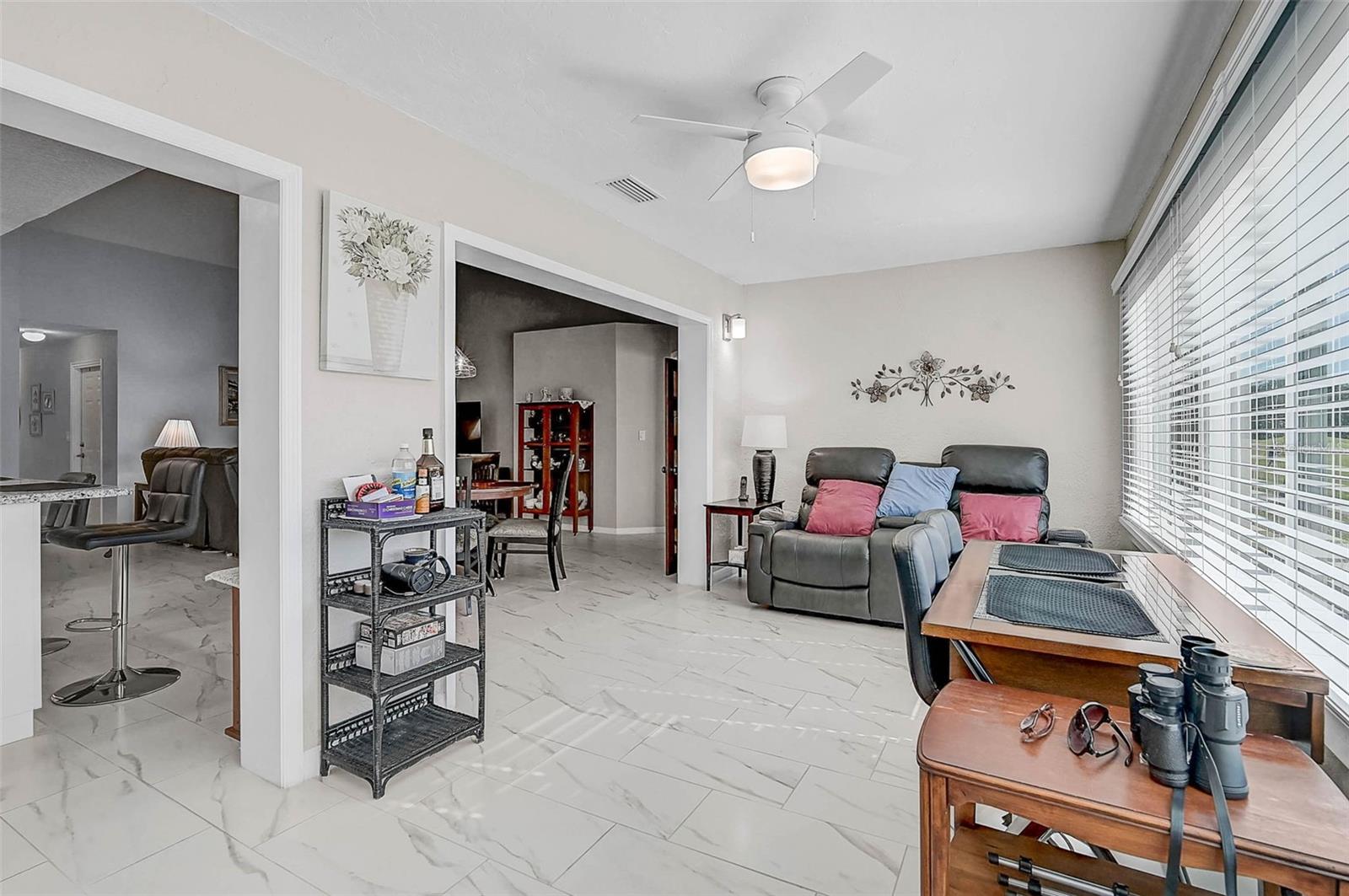 Image 14 of 40 For 1611 Fairway Oaks Drive