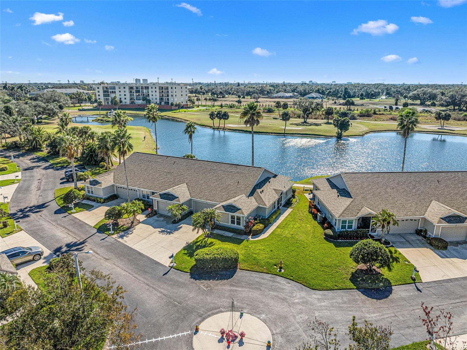 Image 32 of 40 For 1611 Fairway Oaks Drive