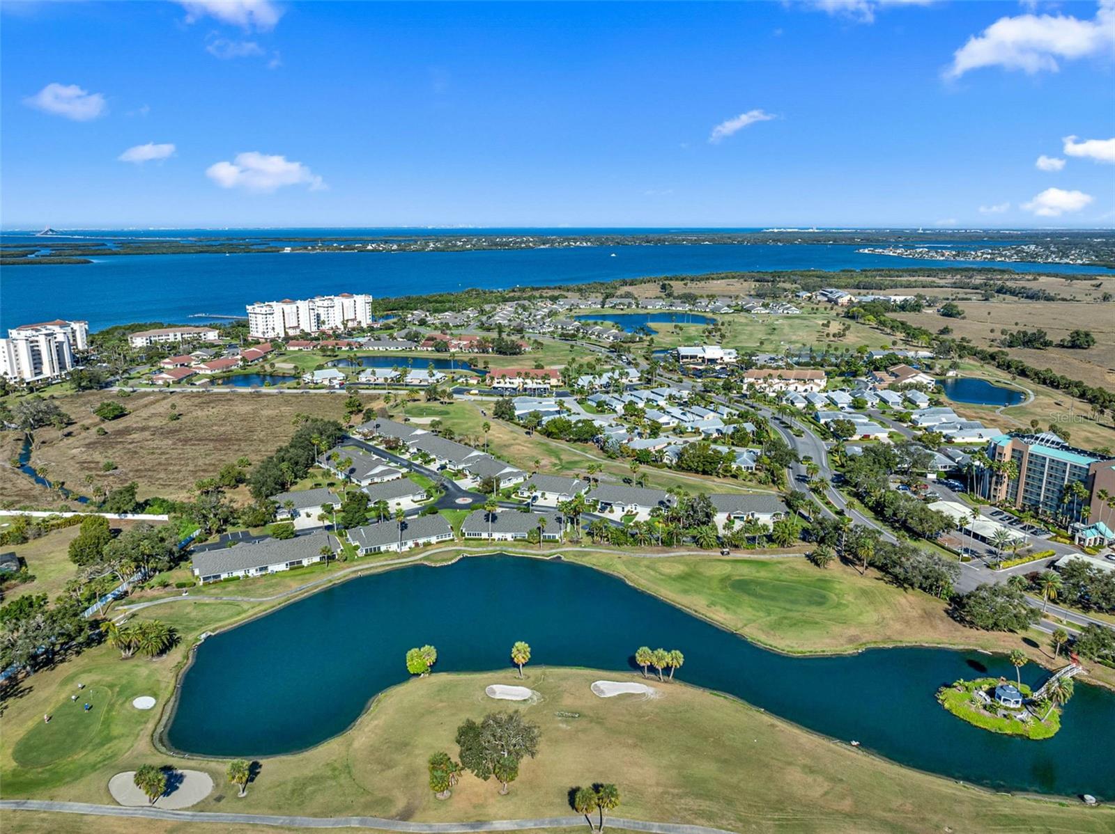 Image 37 of 40 For 1611 Fairway Oaks Drive