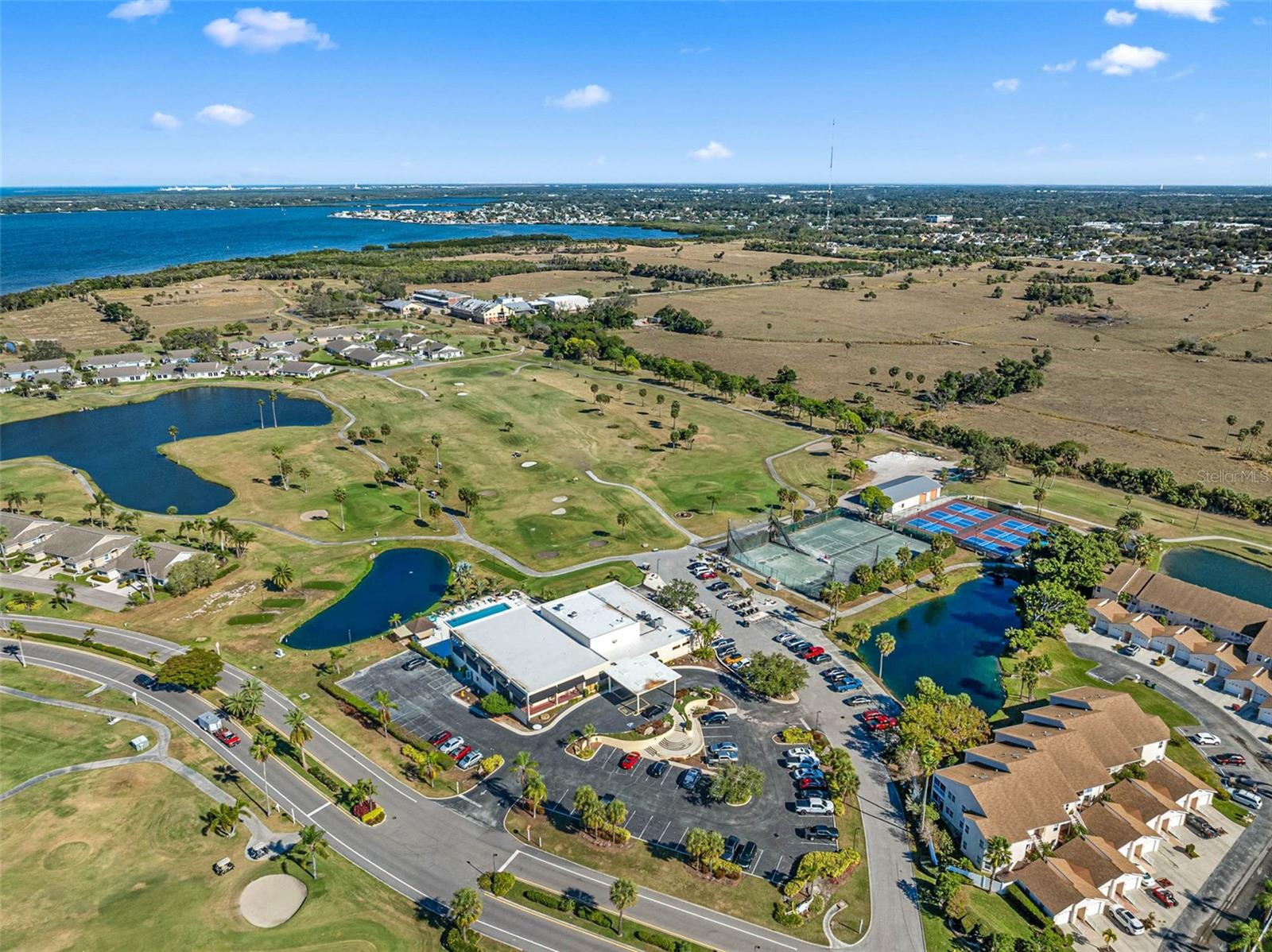 Image 40 of 40 For 1611 Fairway Oaks Drive