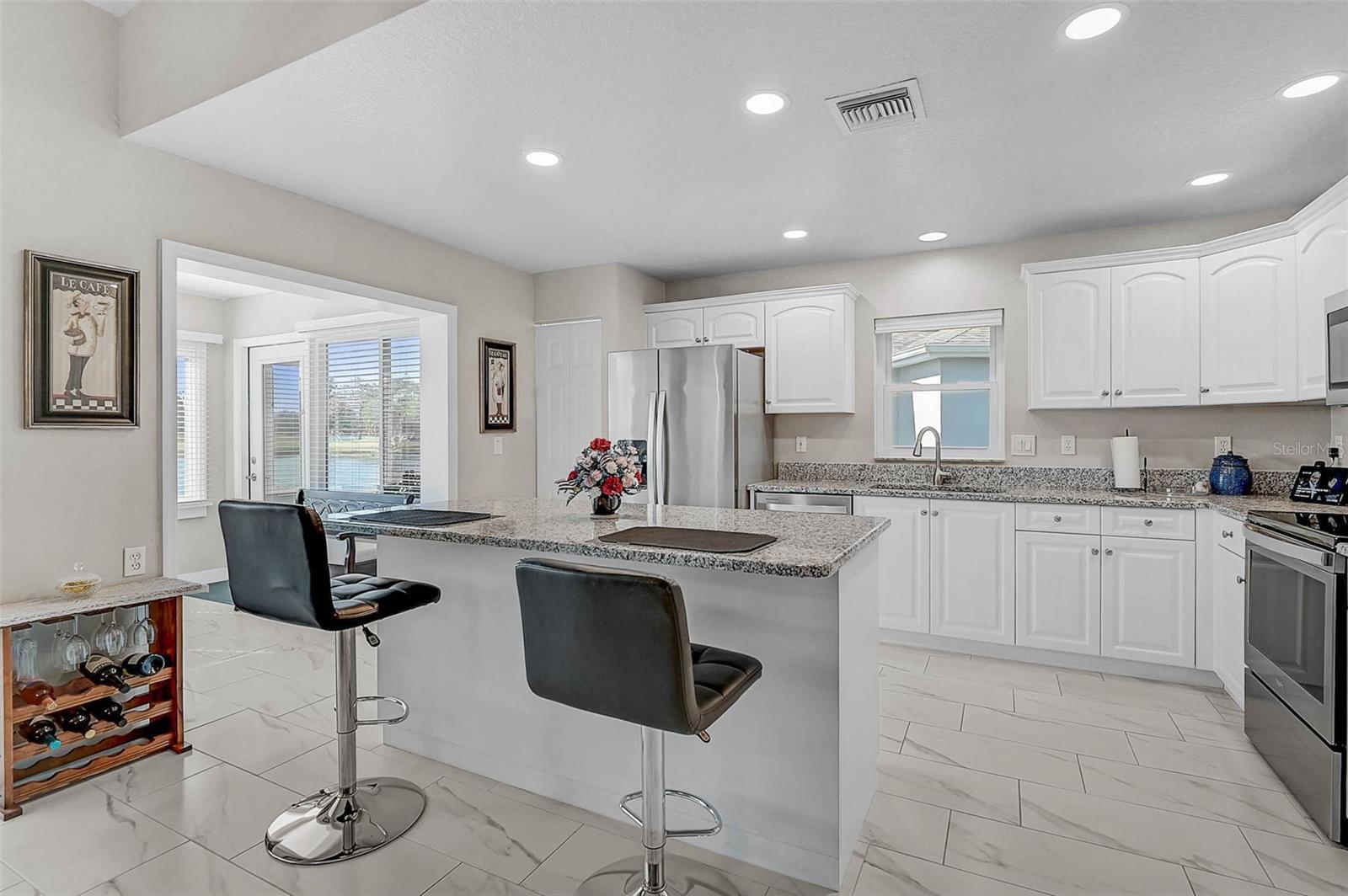 Image 6 of 40 For 1611 Fairway Oaks Drive