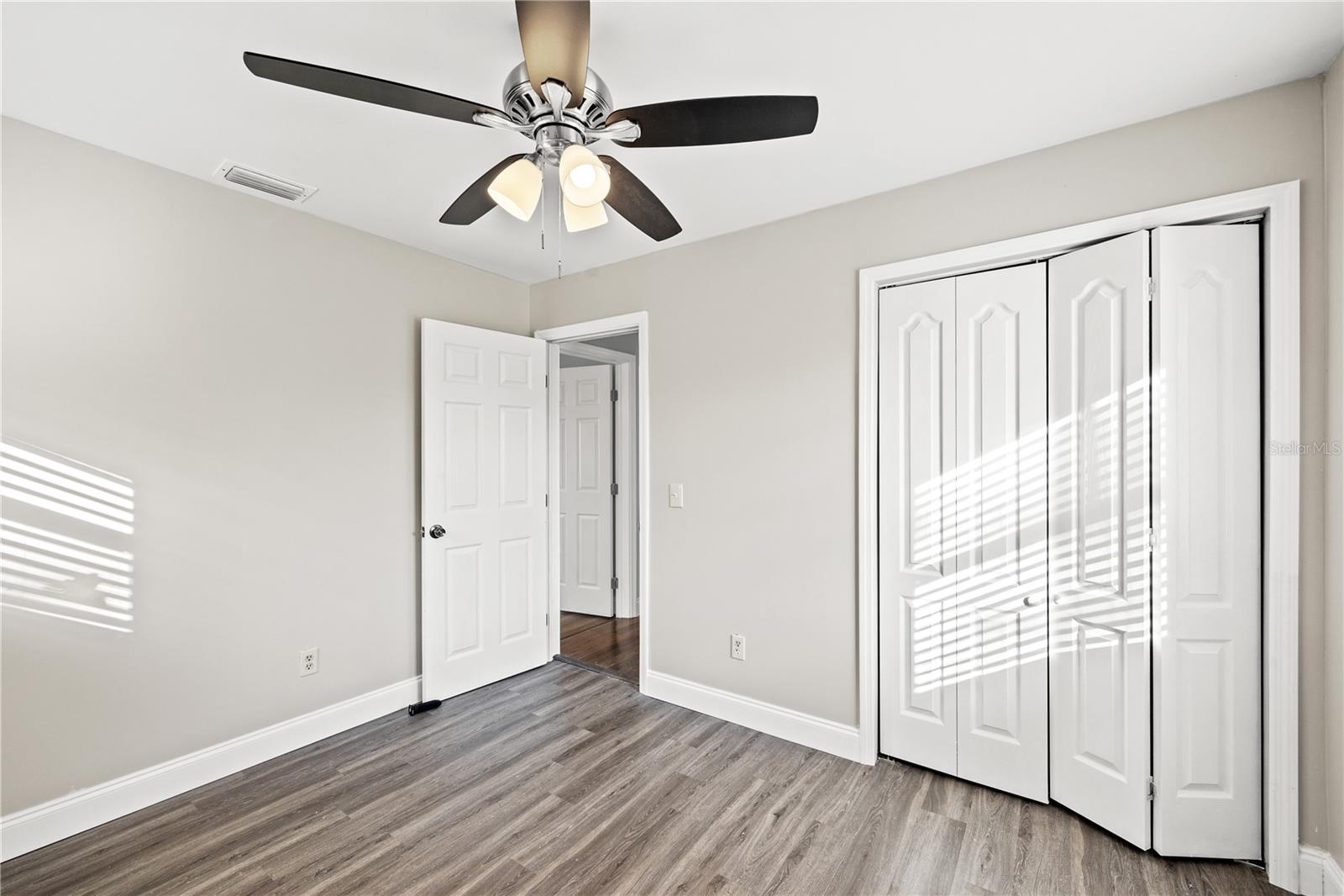 Image 19 of 20 For 3515 222nd Street E