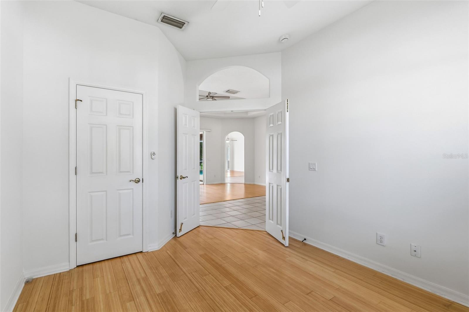 Image 12 of 66 For 4991 Cedar Oak Way