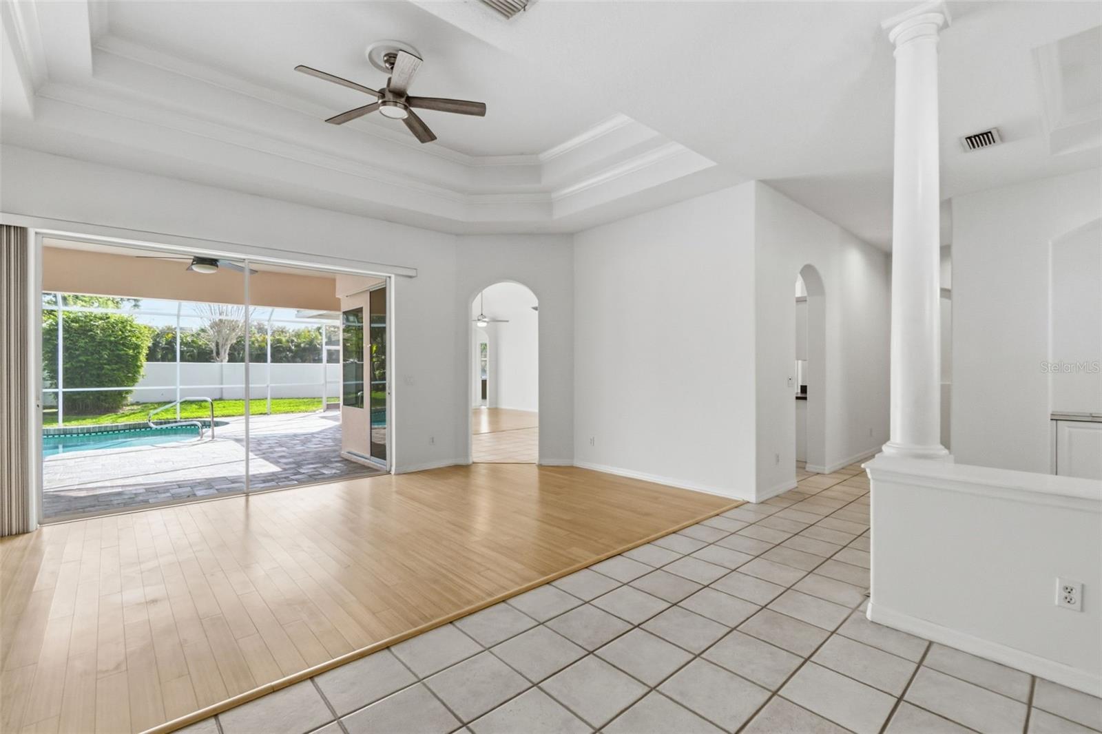 Image 13 of 66 For 4991 Cedar Oak Way