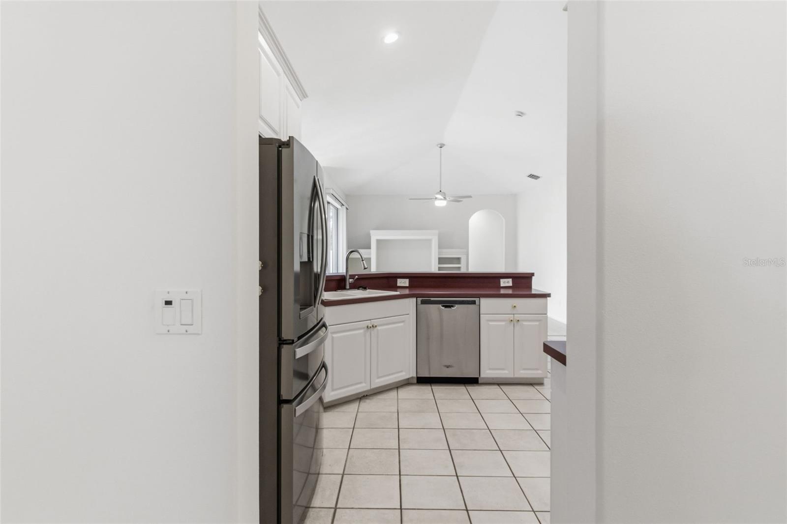 Image 18 of 66 For 4991 Cedar Oak Way