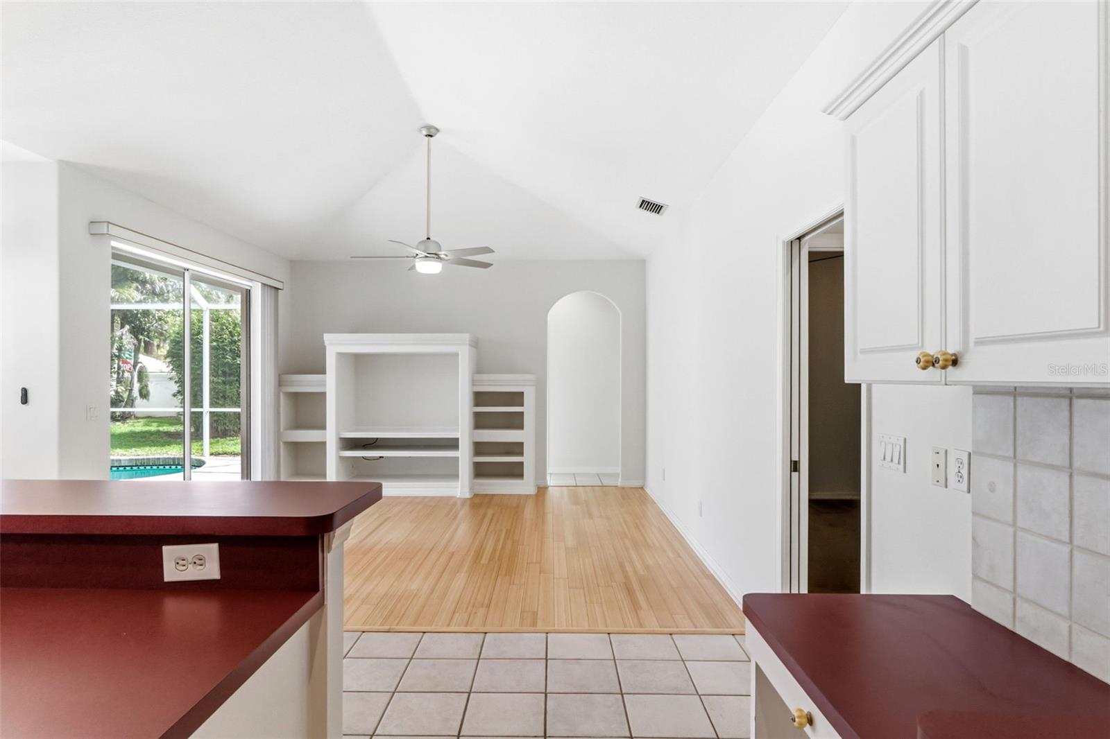 Image 24 of 66 For 4991 Cedar Oak Way