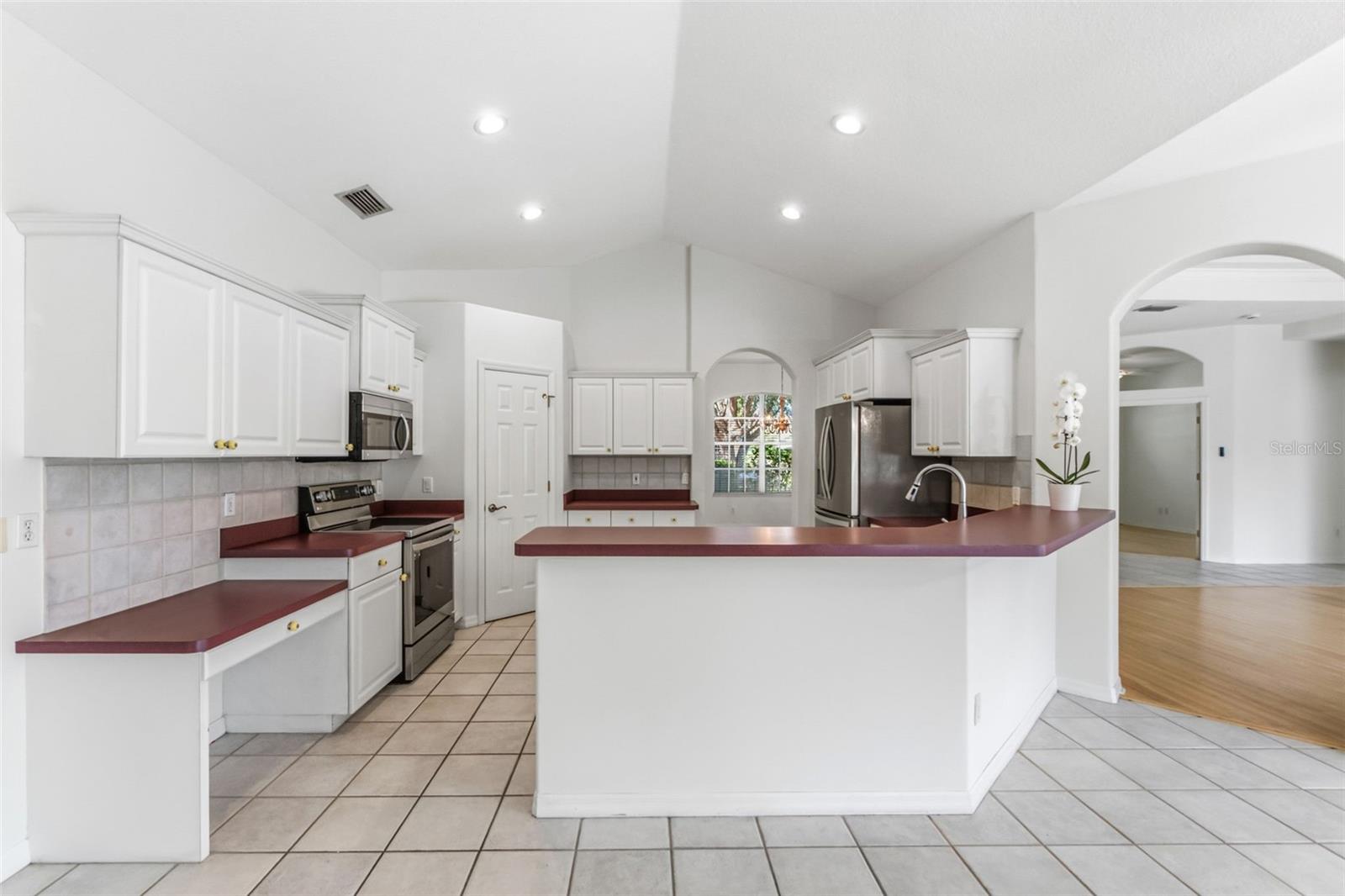 Image 26 of 66 For 4991 Cedar Oak Way