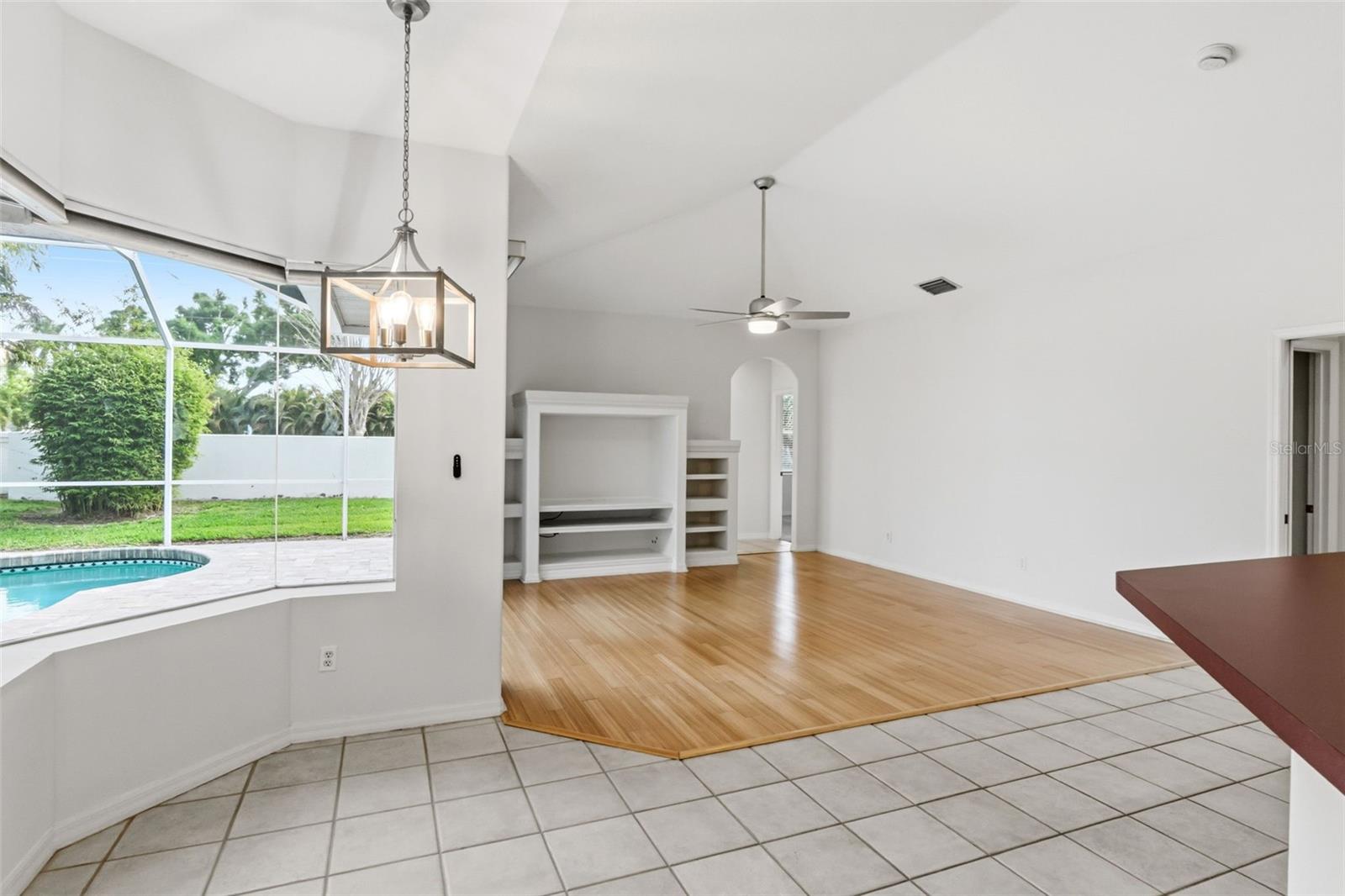 Image 29 of 66 For 4991 Cedar Oak Way