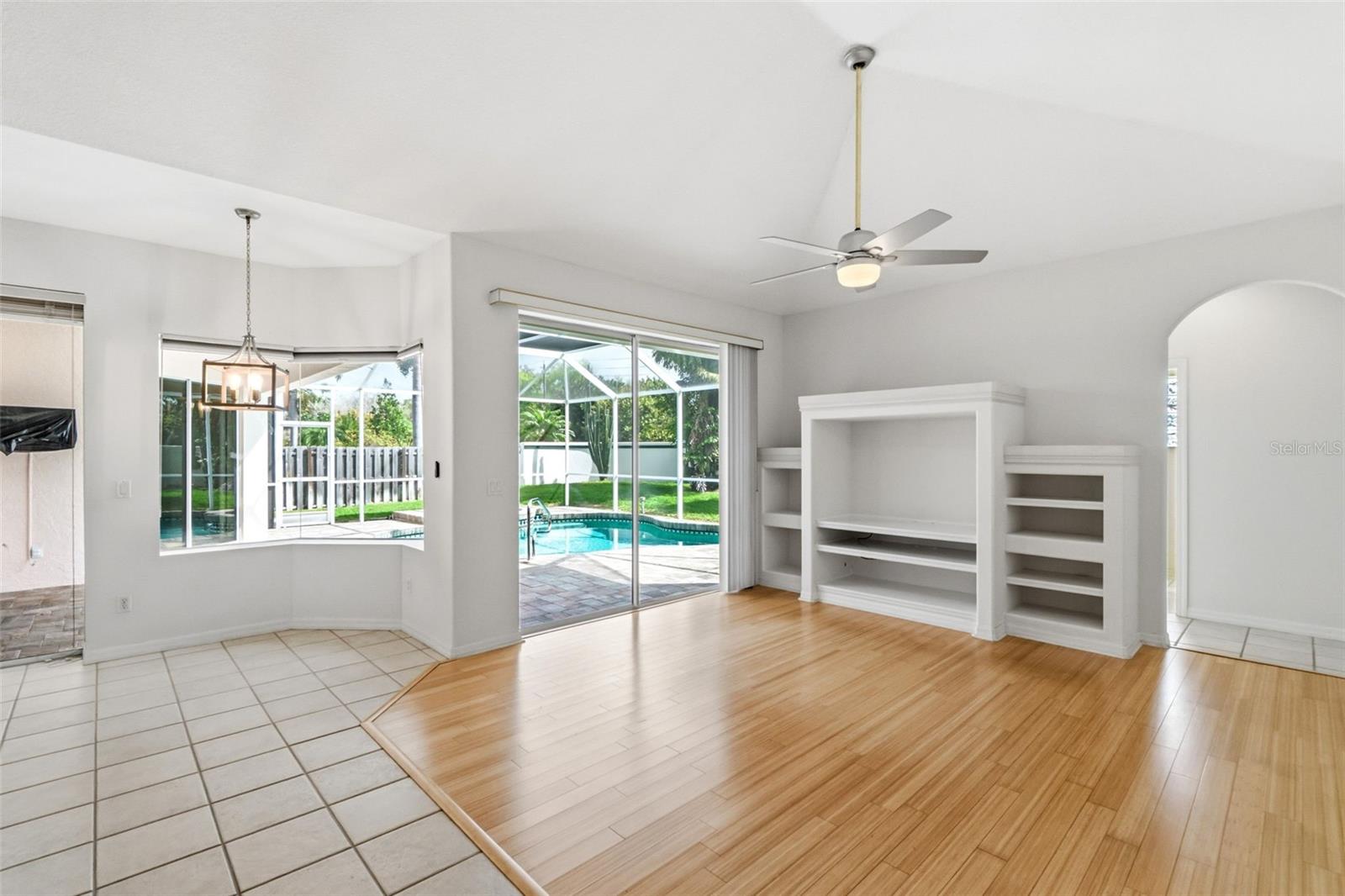 Image 31 of 66 For 4991 Cedar Oak Way