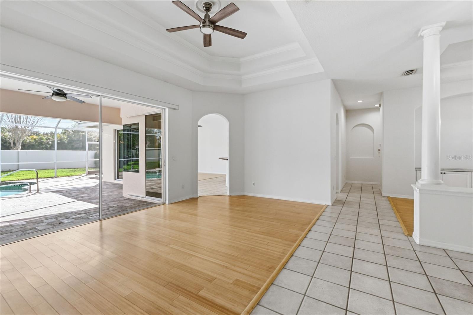 Image 9 of 66 For 4991 Cedar Oak Way