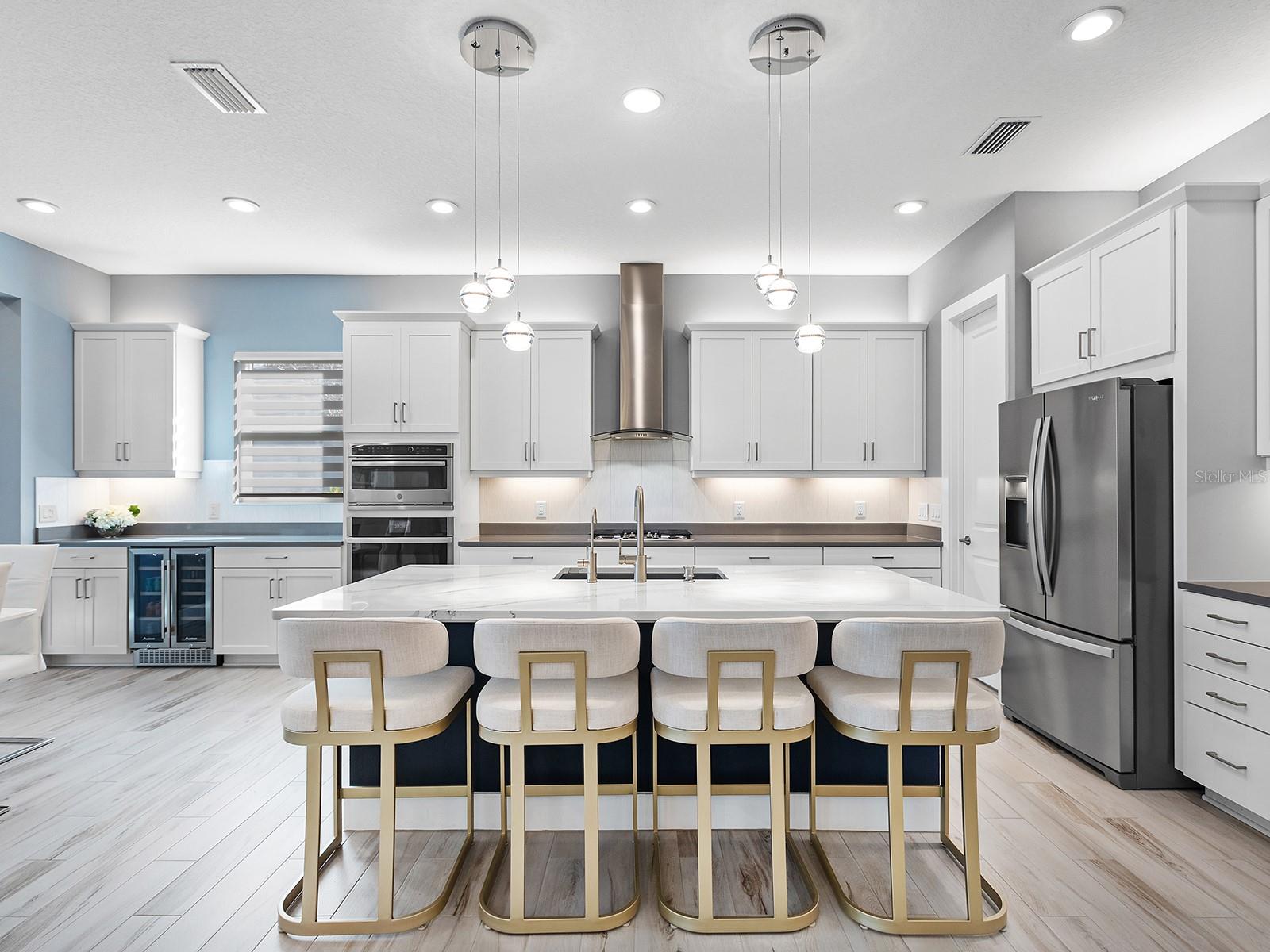 Image 19 of 91 For 8262 Grande Shores Drive