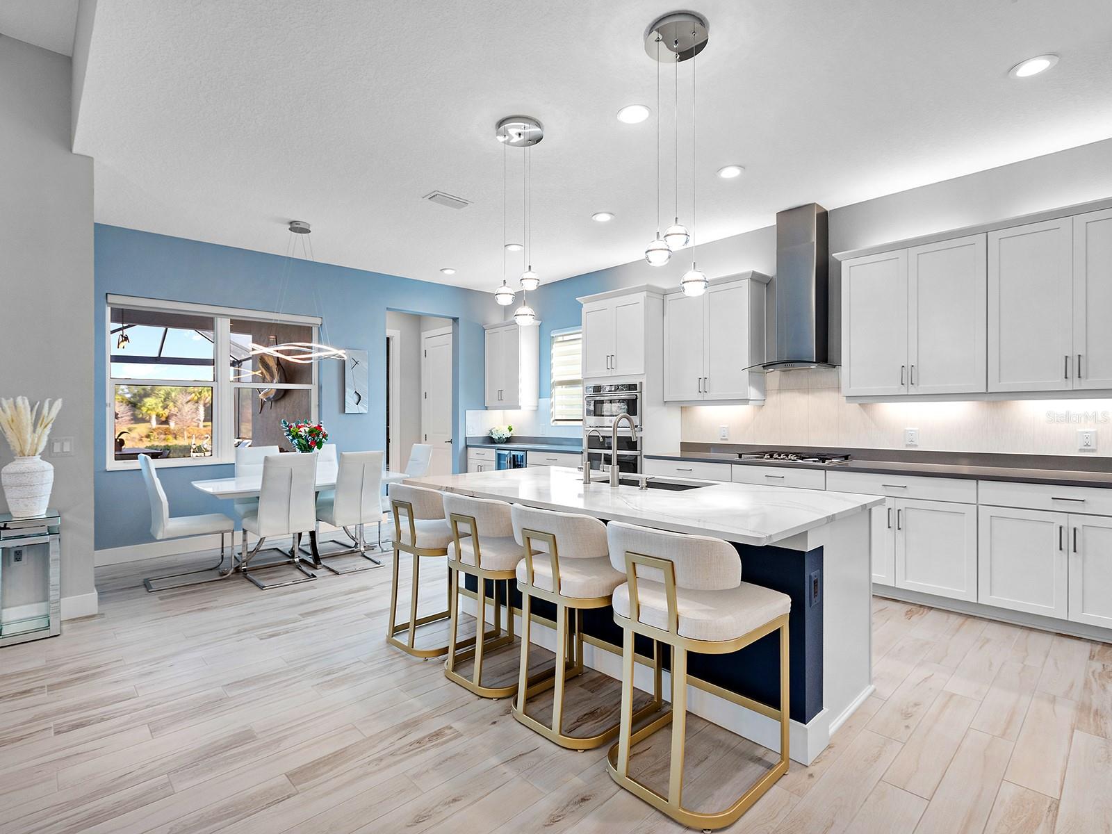 Image 21 of 91 For 8262 Grande Shores Drive