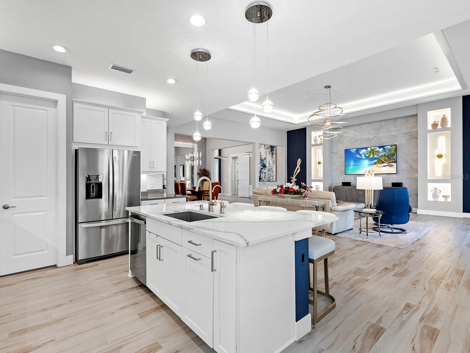 Image 24 of 91 For 8262 Grande Shores Drive