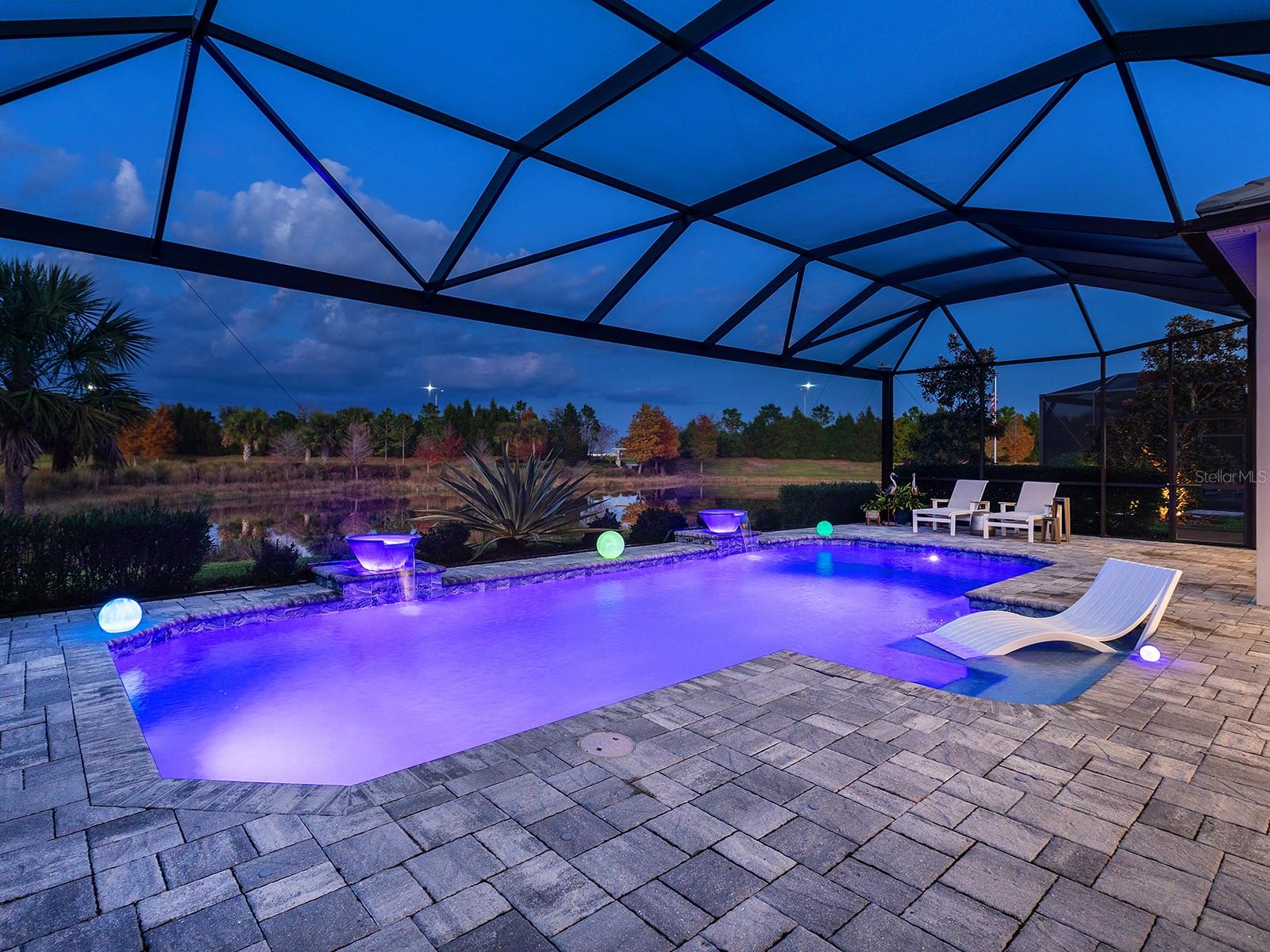 Image 4 of 91 For 8262 Grande Shores Drive