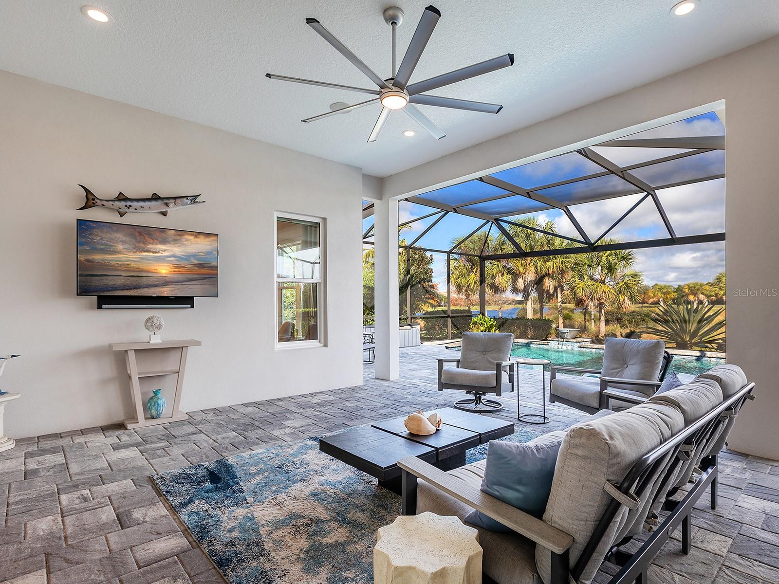 Image 48 of 91 For 8262 Grande Shores Drive