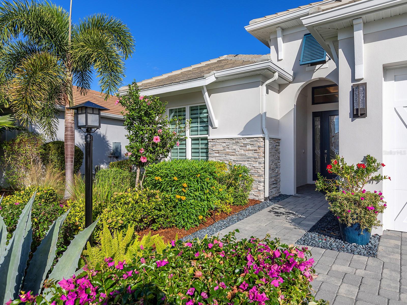 Image 7 of 91 For 8262 Grande Shores Drive