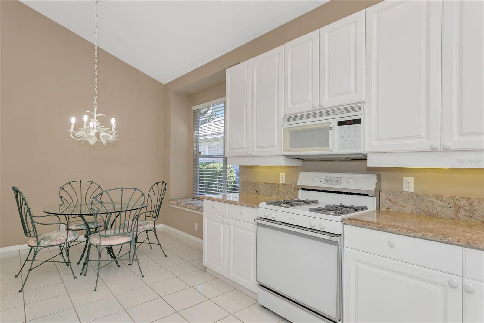 Image 28 of 58 For 6404 Wentworth Crossing