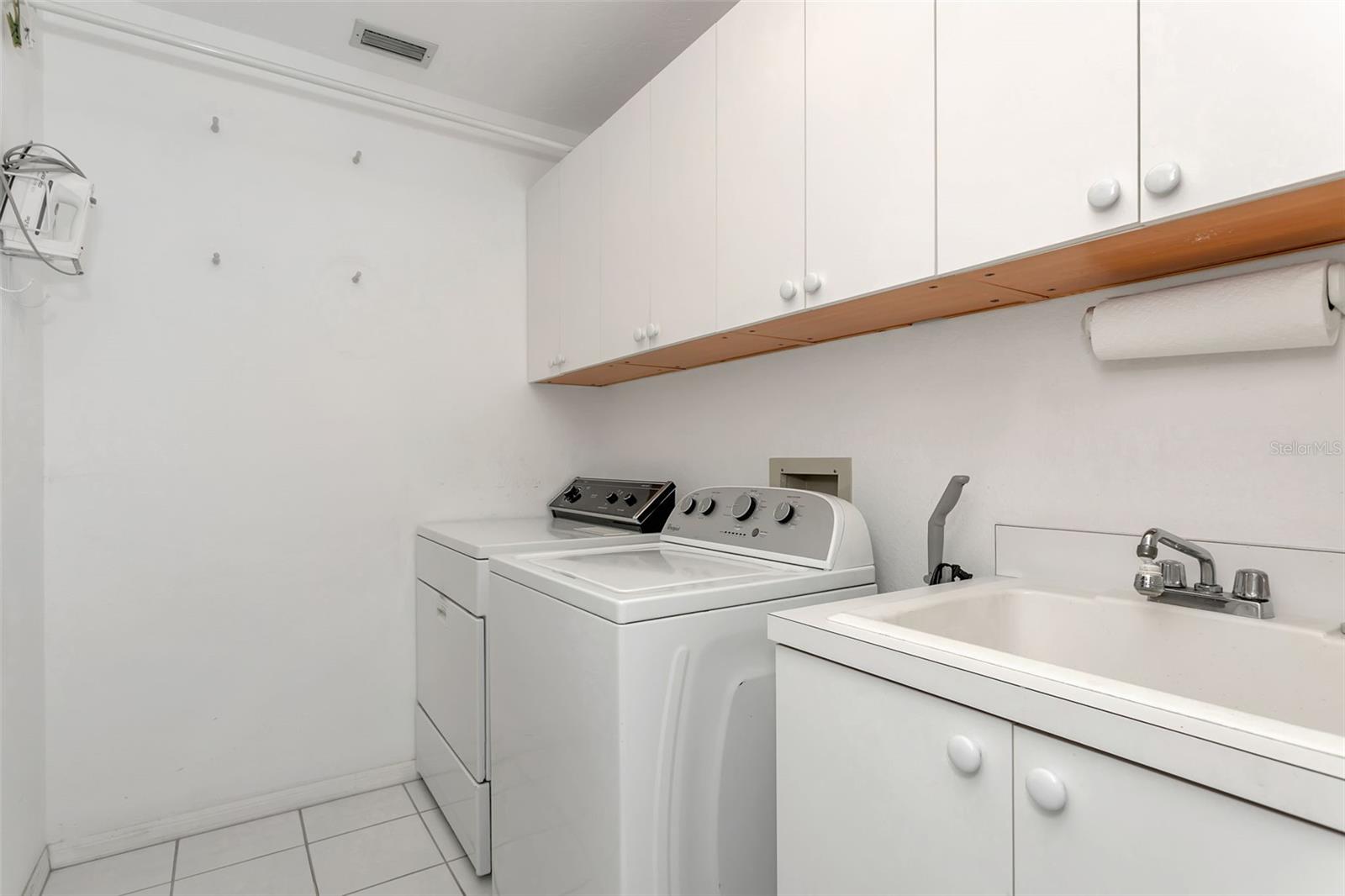 Image 32 of 58 For 6404 Wentworth Crossing