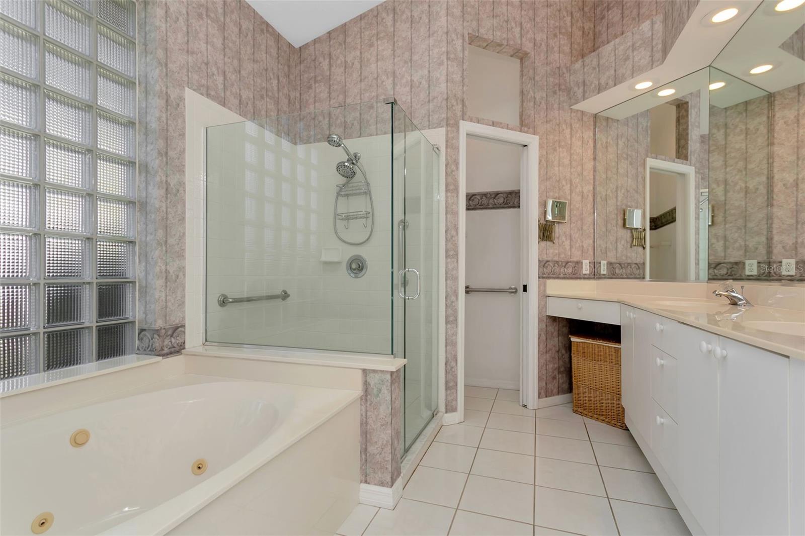 Image 37 of 58 For 6404 Wentworth Crossing