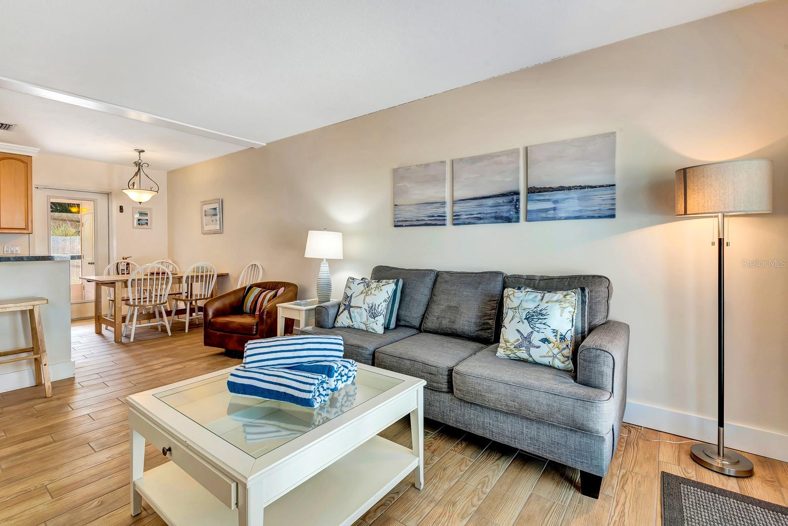 Image 12 of 45 For 207 75th Street E