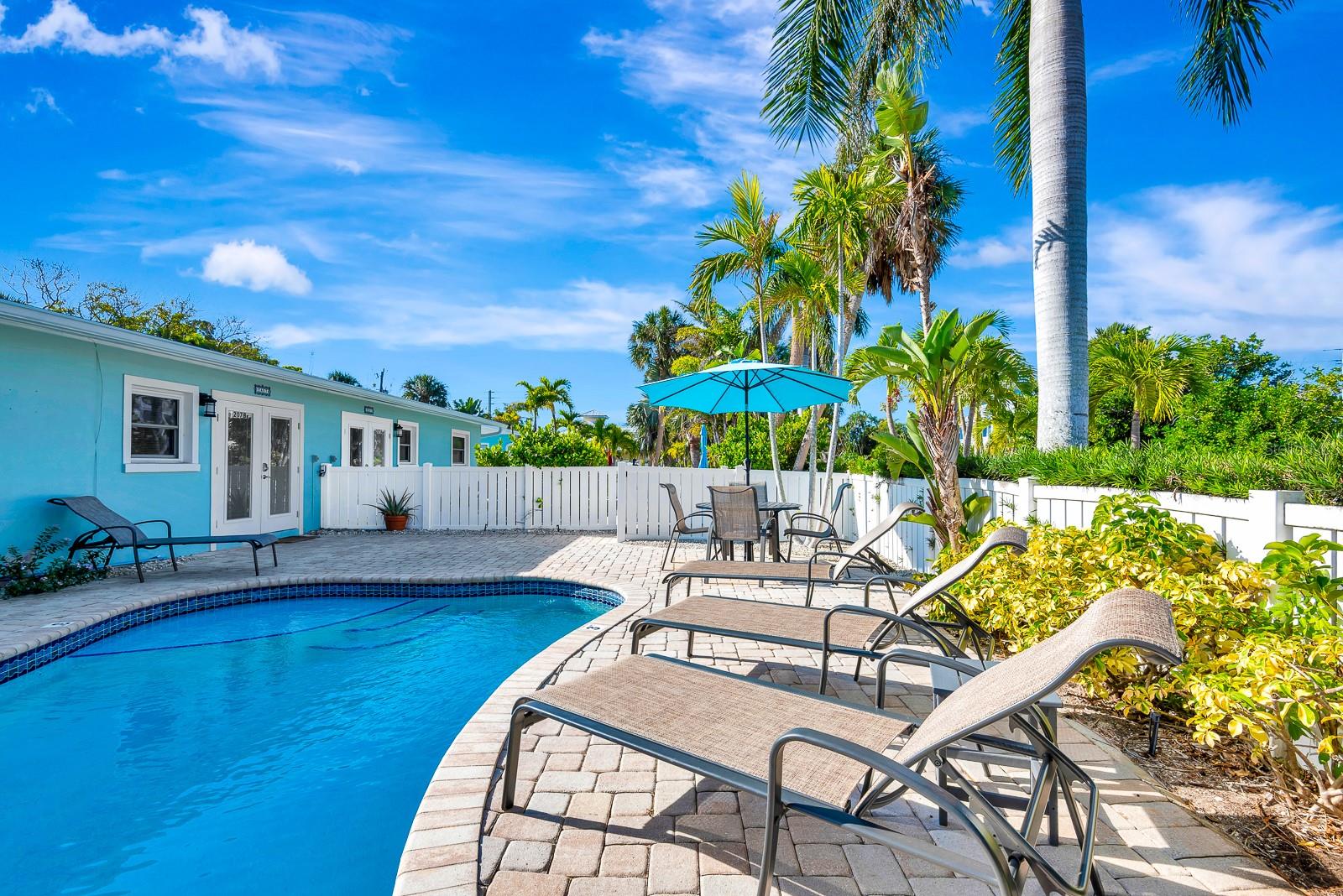 Image 7 of 45 For 207 75th Street E