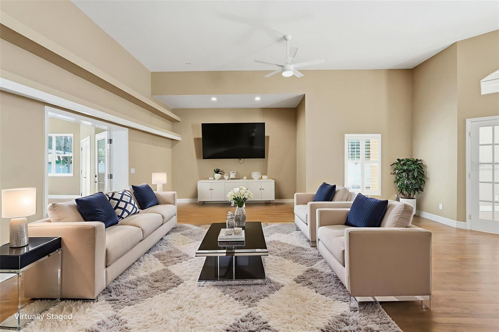 Image 10 of 61 For 5141 Pointe Drive