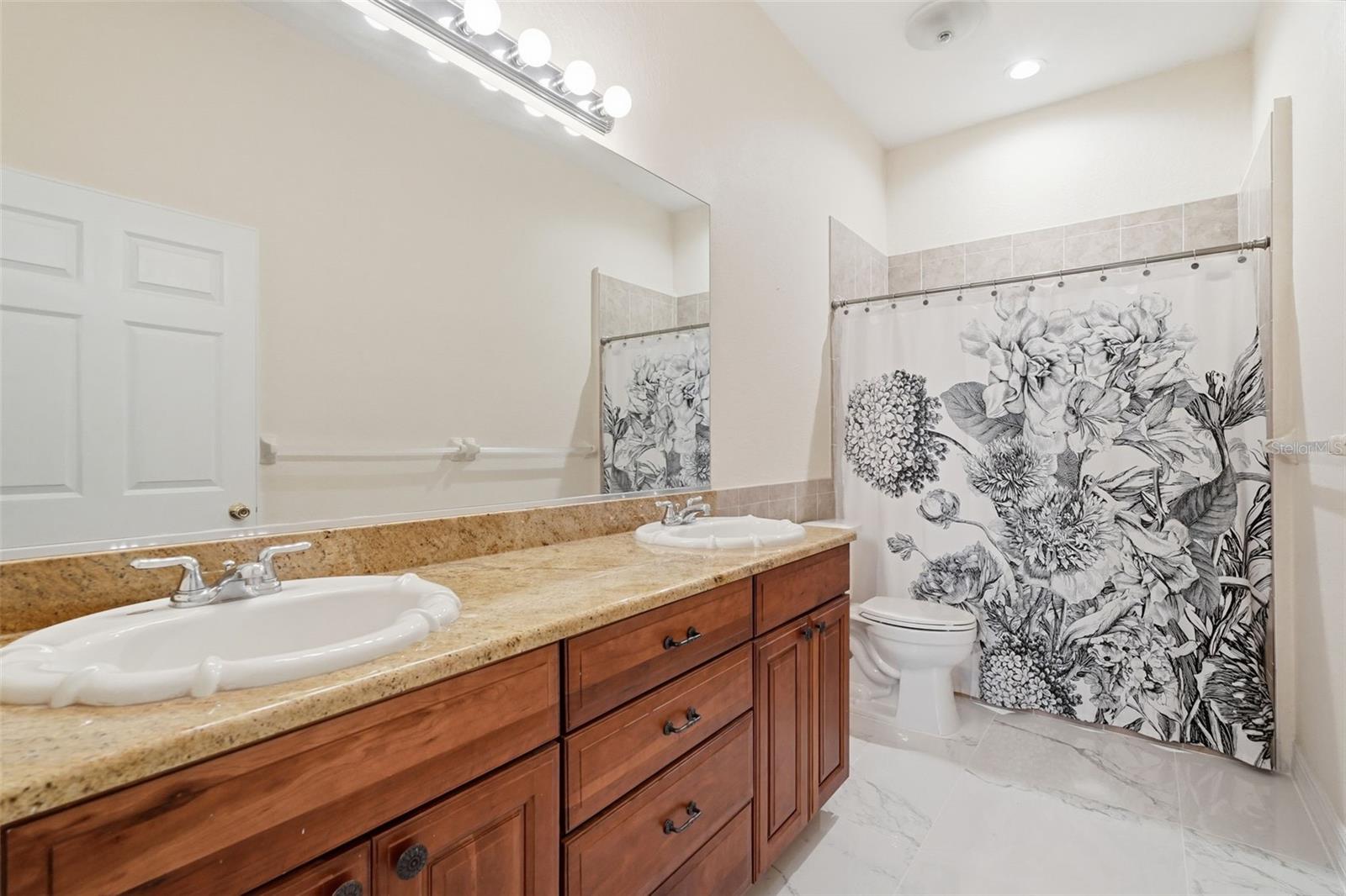 Image 46 of 61 For 5141 Pointe Drive