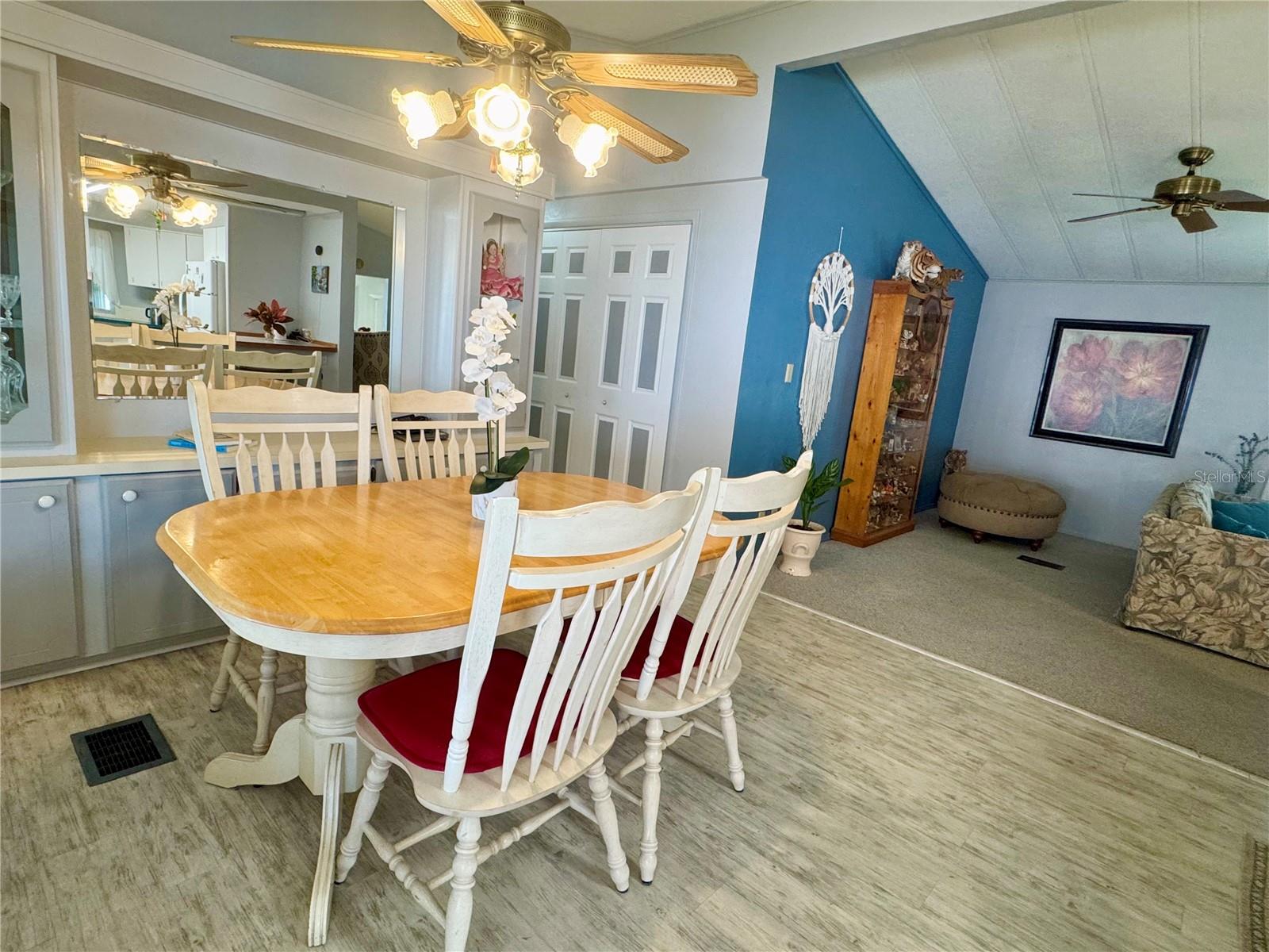 Image 18 of 77 For 4543 12th Street Court E