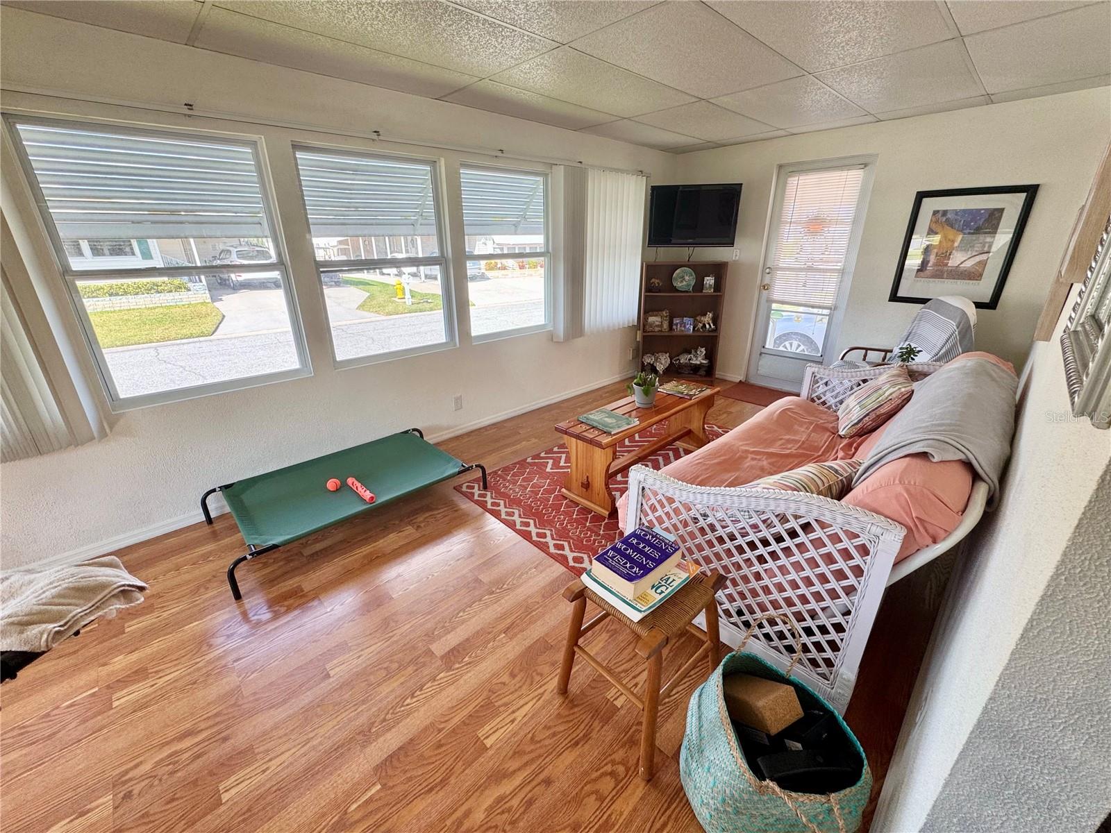 Image 23 of 77 For 4543 12th Street Court E