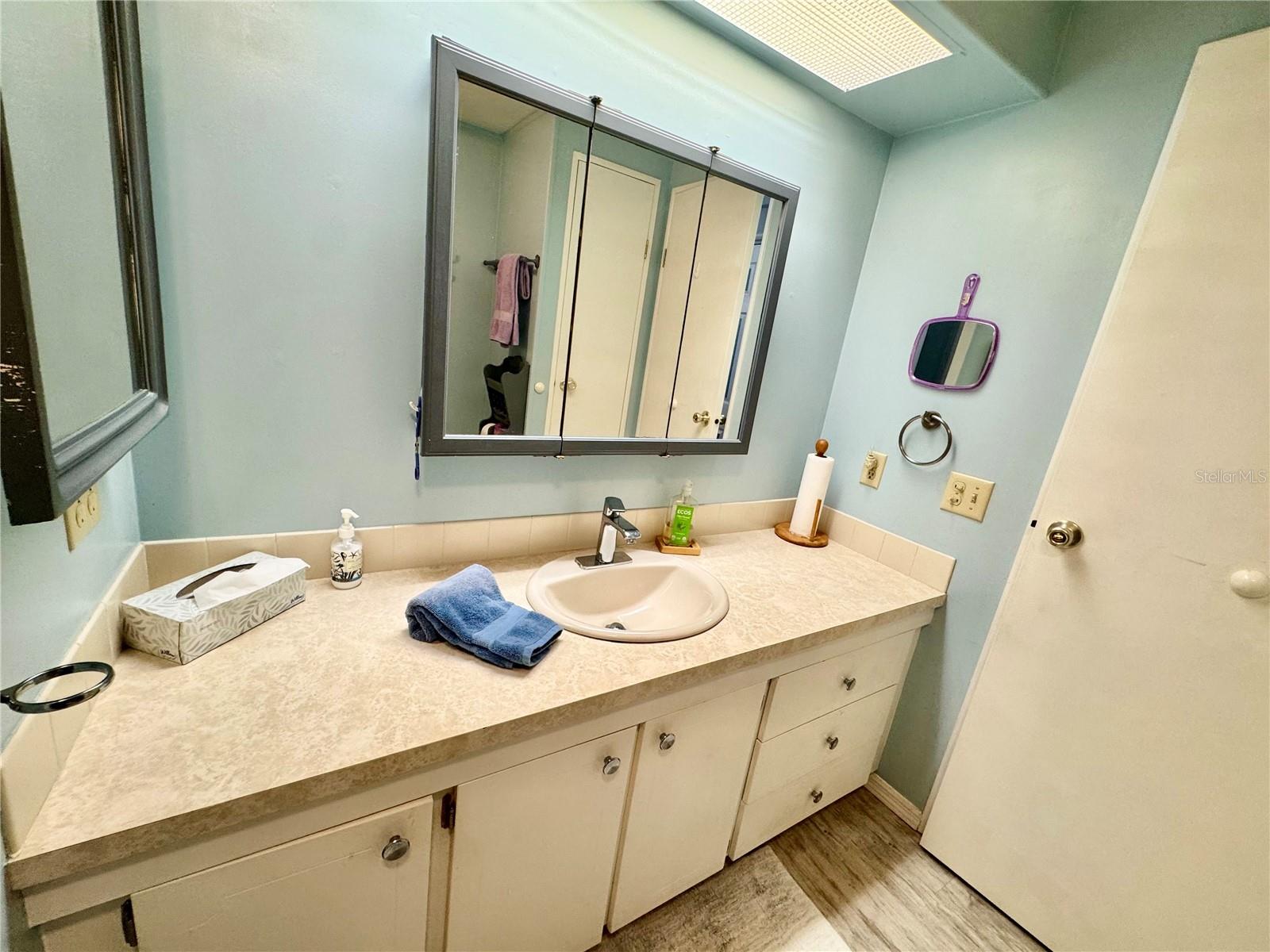 Image 38 of 77 For 4543 12th Street Court E