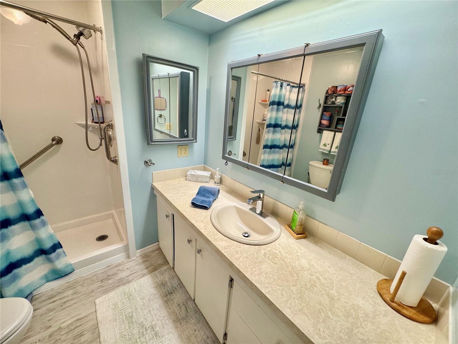 Image 47 of 77 For 4543 12th Street Court E