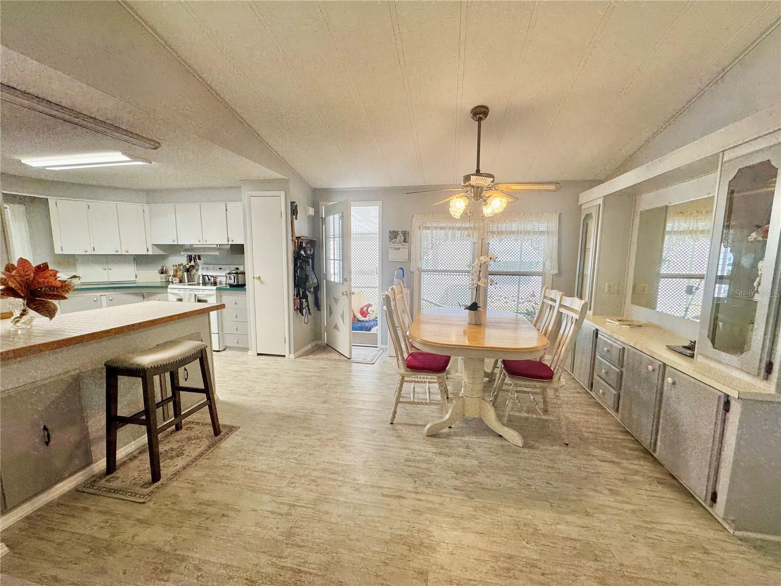 Image 8 of 77 For 4543 12th Street Court E