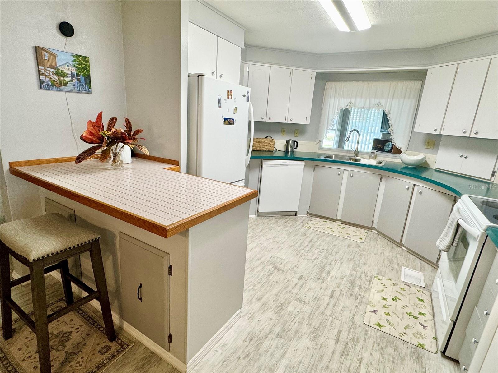 Image 9 of 77 For 4543 12th Street Court E