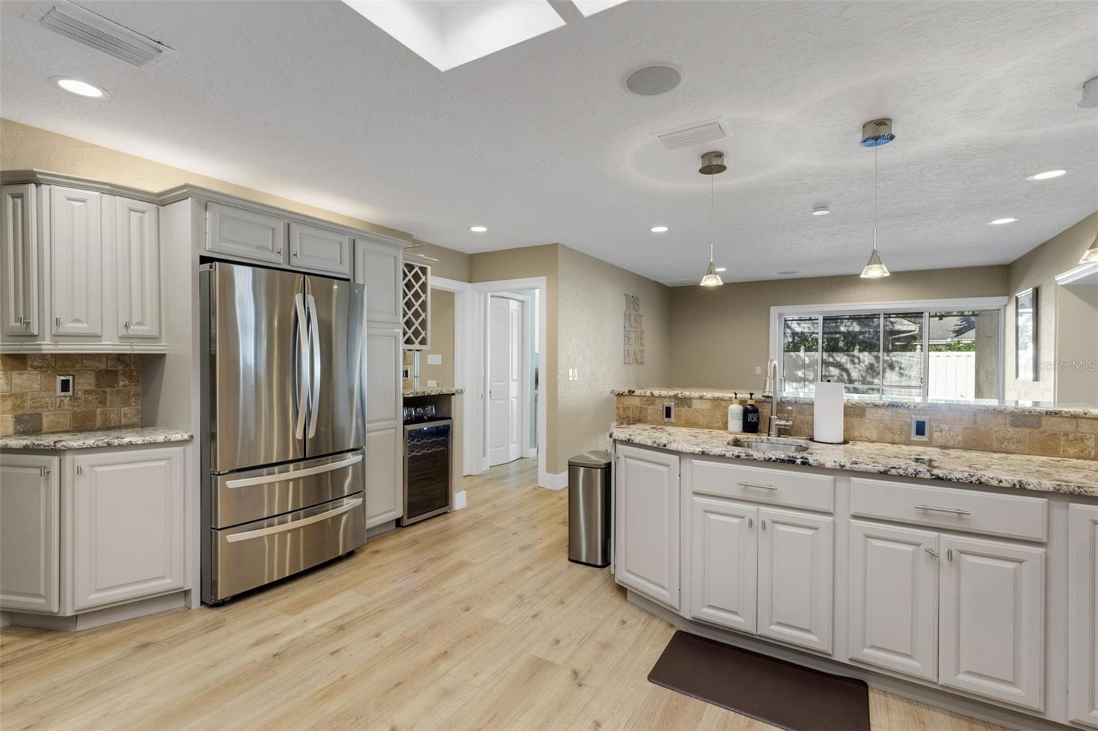 Image 15 of 32 For 10767 Danielle Drive