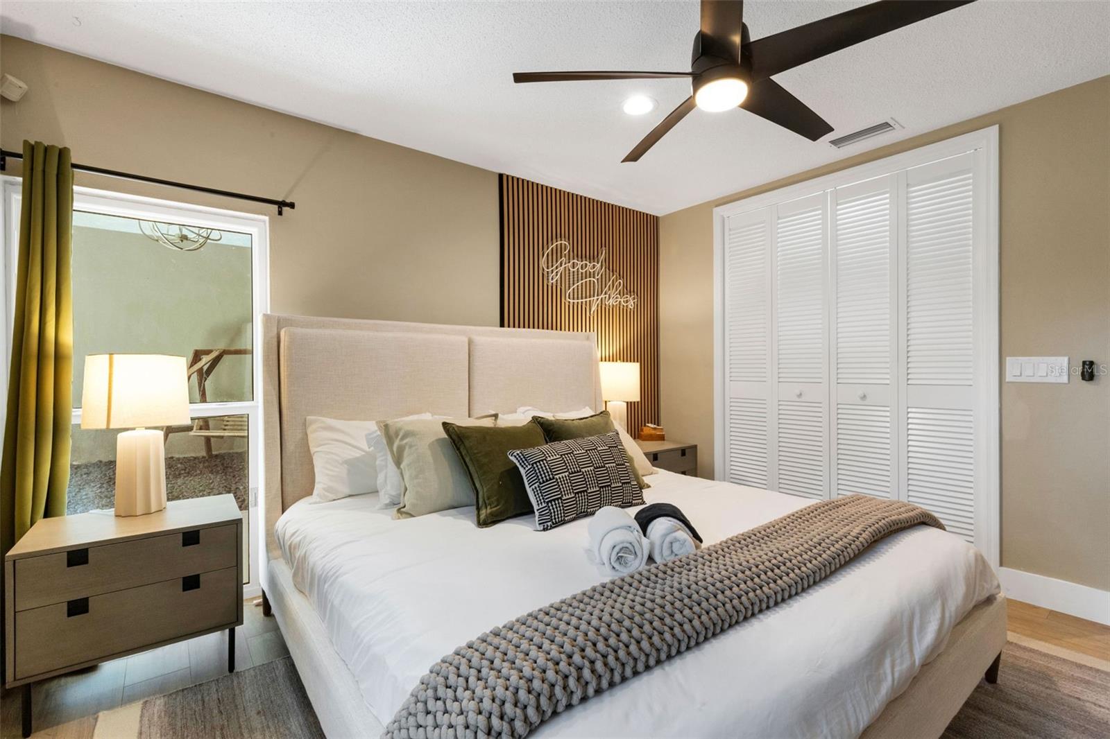 Image 19 of 32 For 10767 Danielle Drive