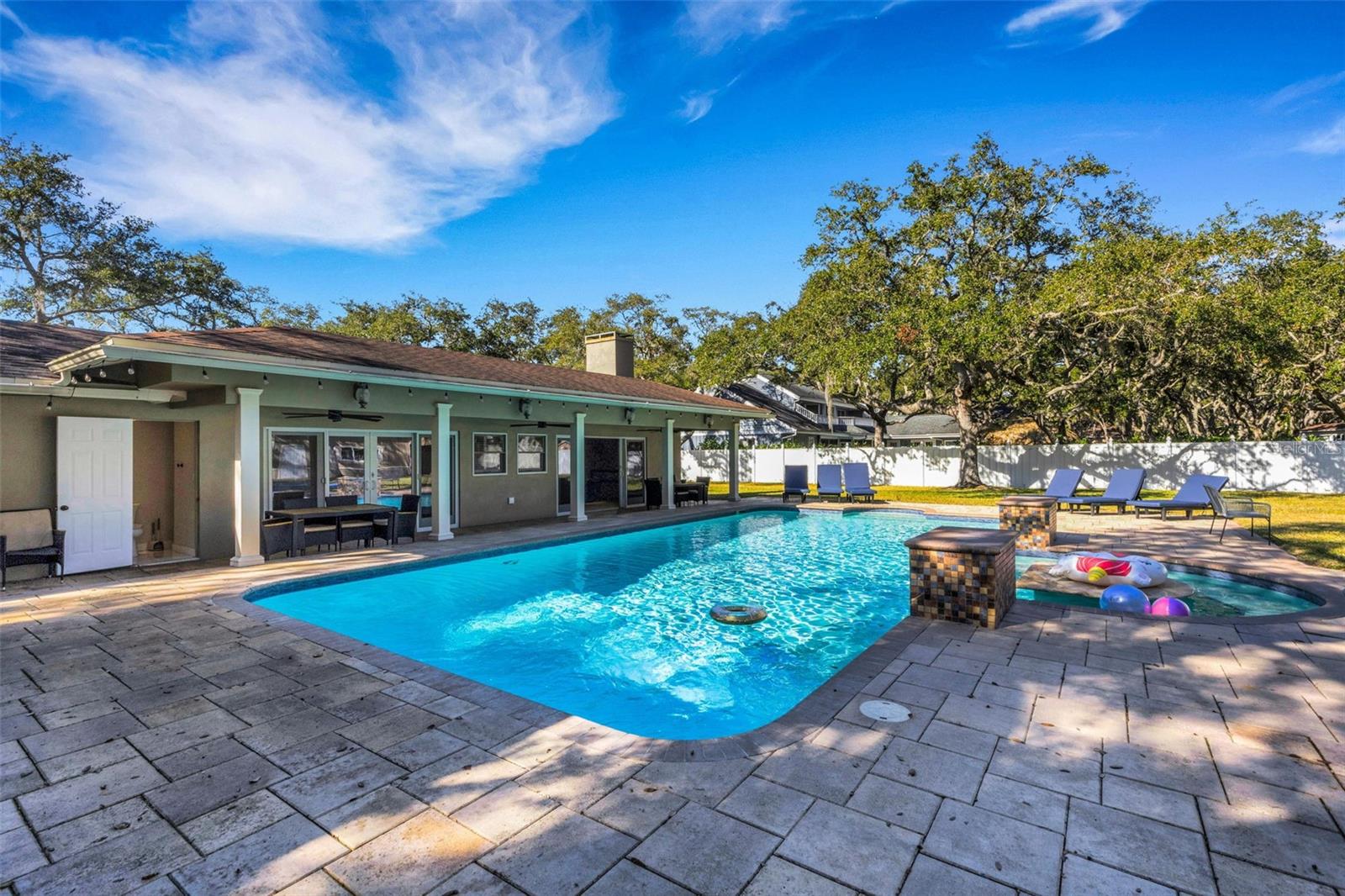 Image 30 of 32 For 10767 Danielle Drive