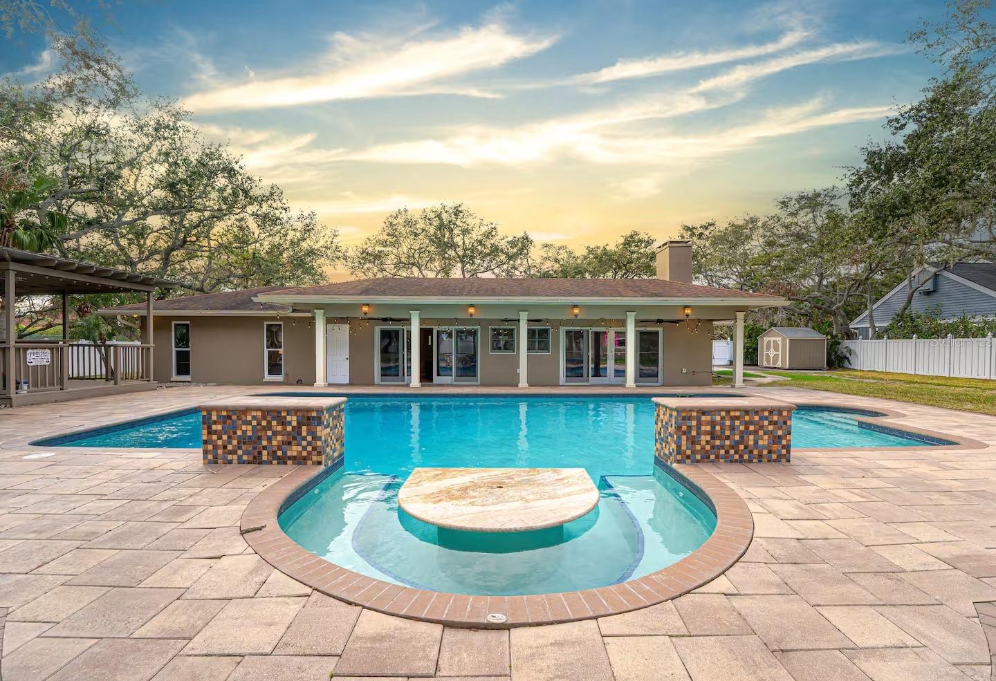 Image 4 of 32 For 10767 Danielle Drive