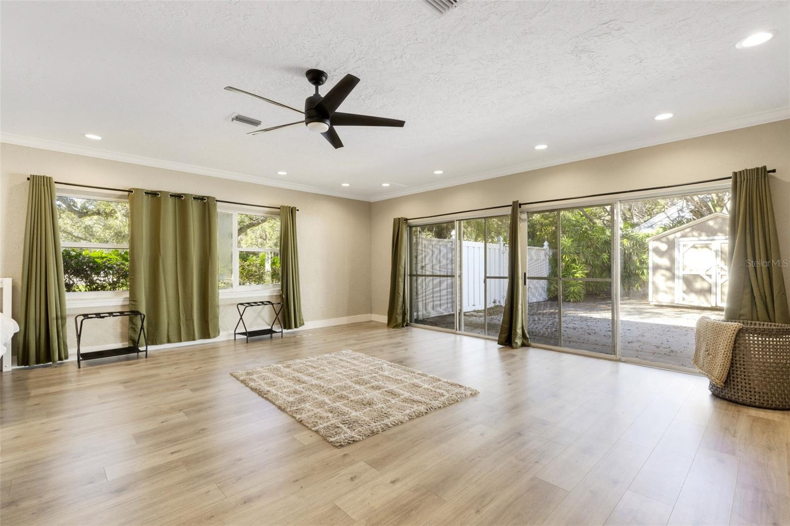 Image 9 of 32 For 10767 Danielle Drive