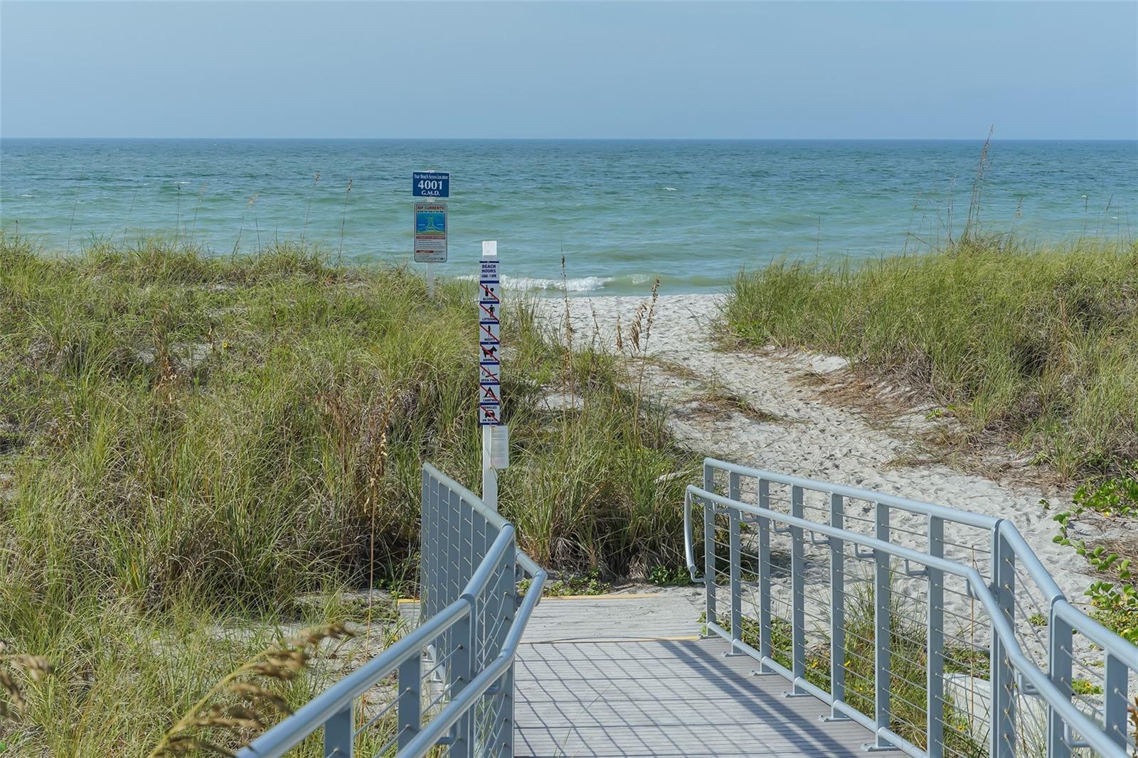 Image 17 of 29 For 579 Bayview Drive