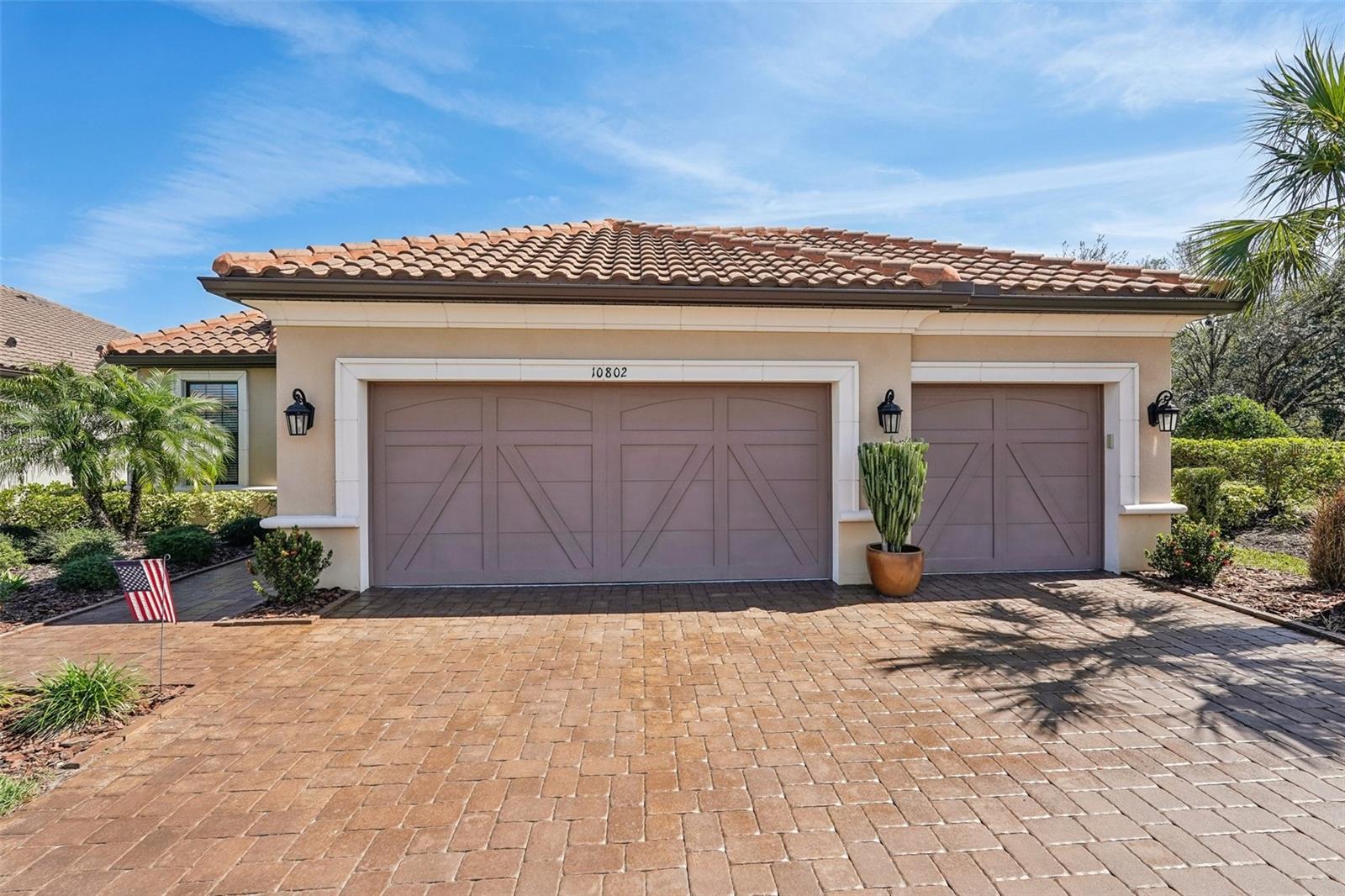 Image 4 of 68 For 10802 Seasons Way