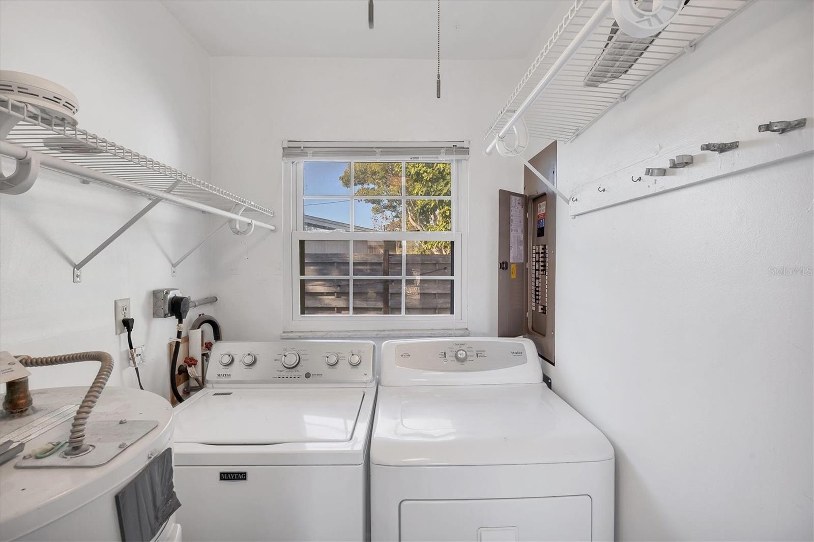 Image 23 of 28 For 2945 Michigan Street